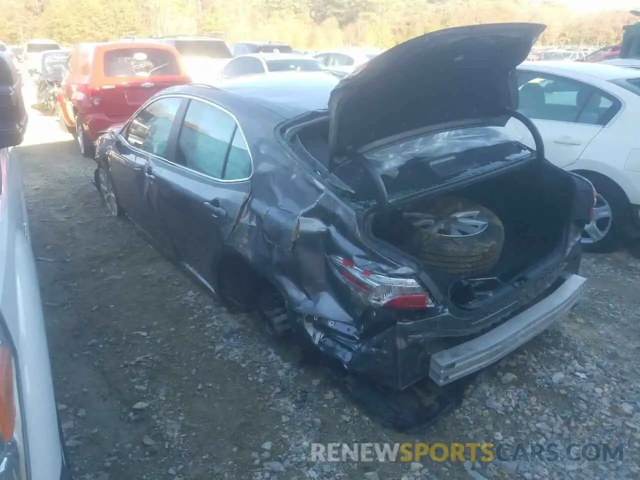 3 Photograph of a damaged car 4T1C11AK1LU909034 TOYOTA CAMRY 2020