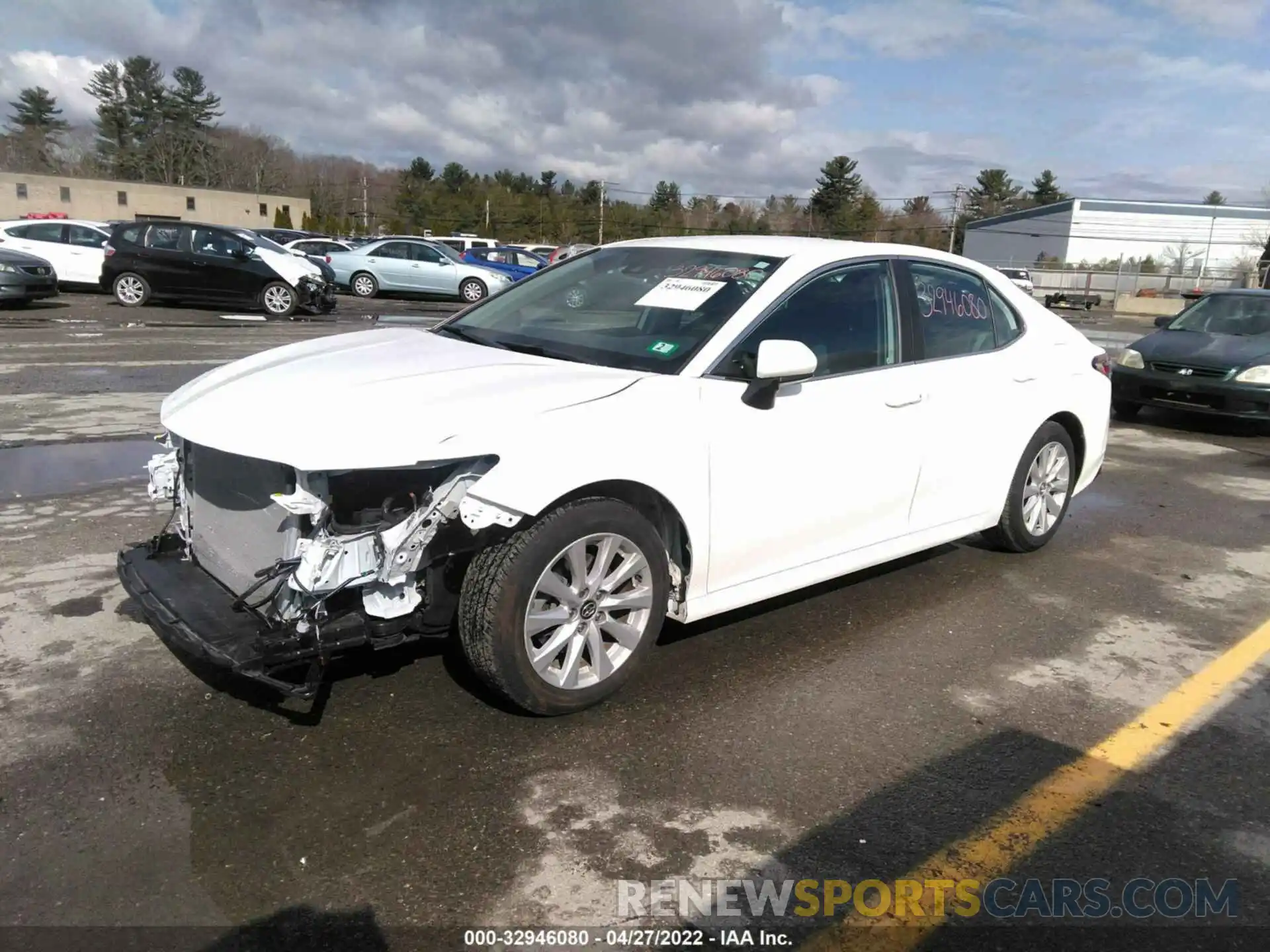 2 Photograph of a damaged car 4T1C11AK1LU915531 TOYOTA CAMRY 2020