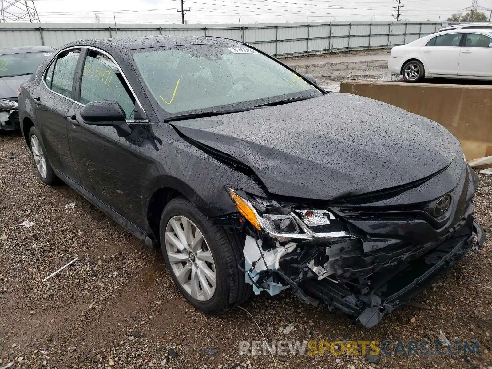 1 Photograph of a damaged car 4T1C11AK1LU923340 TOYOTA CAMRY 2020