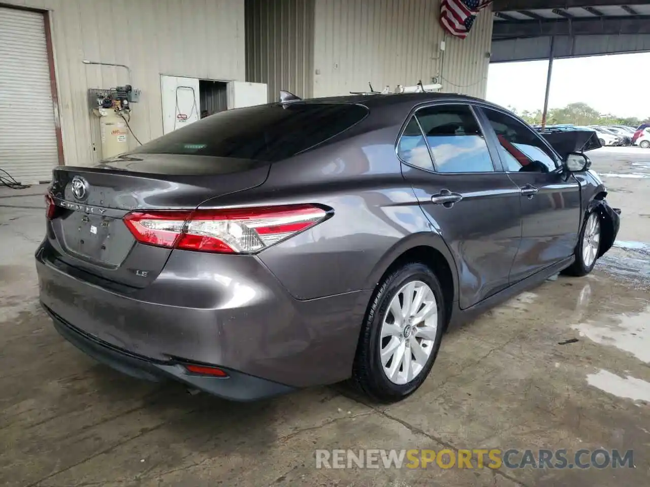 3 Photograph of a damaged car 4T1C11AK1LU923659 TOYOTA CAMRY 2020