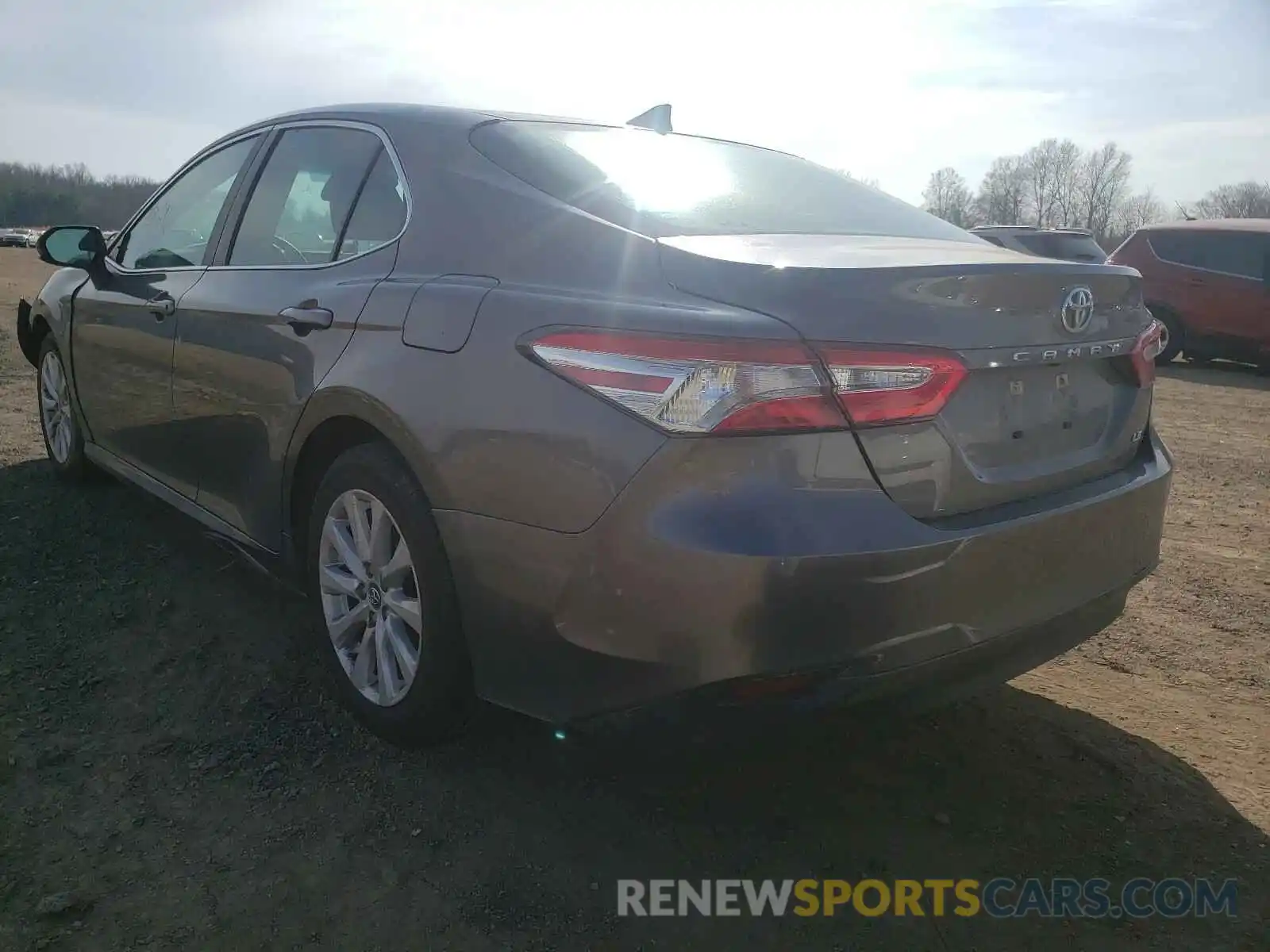 3 Photograph of a damaged car 4T1C11AK1LU928330 TOYOTA CAMRY 2020