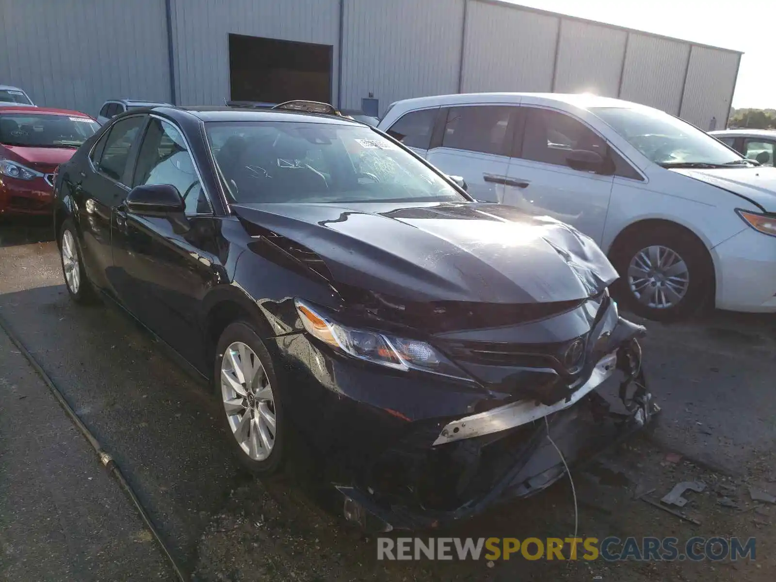 1 Photograph of a damaged car 4T1C11AK1LU929395 TOYOTA CAMRY 2020