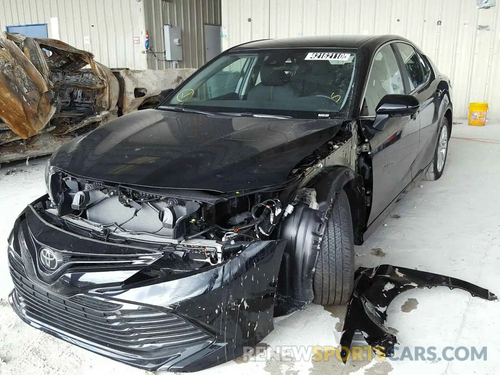 2 Photograph of a damaged car 4T1C11AK1LU931003 TOYOTA CAMRY 2020