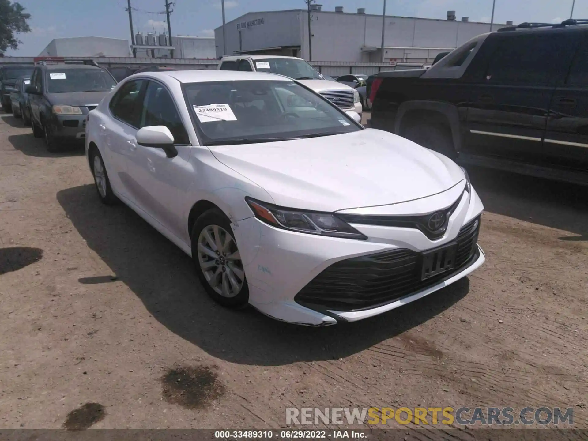 1 Photograph of a damaged car 4T1C11AK1LU931969 TOYOTA CAMRY 2020