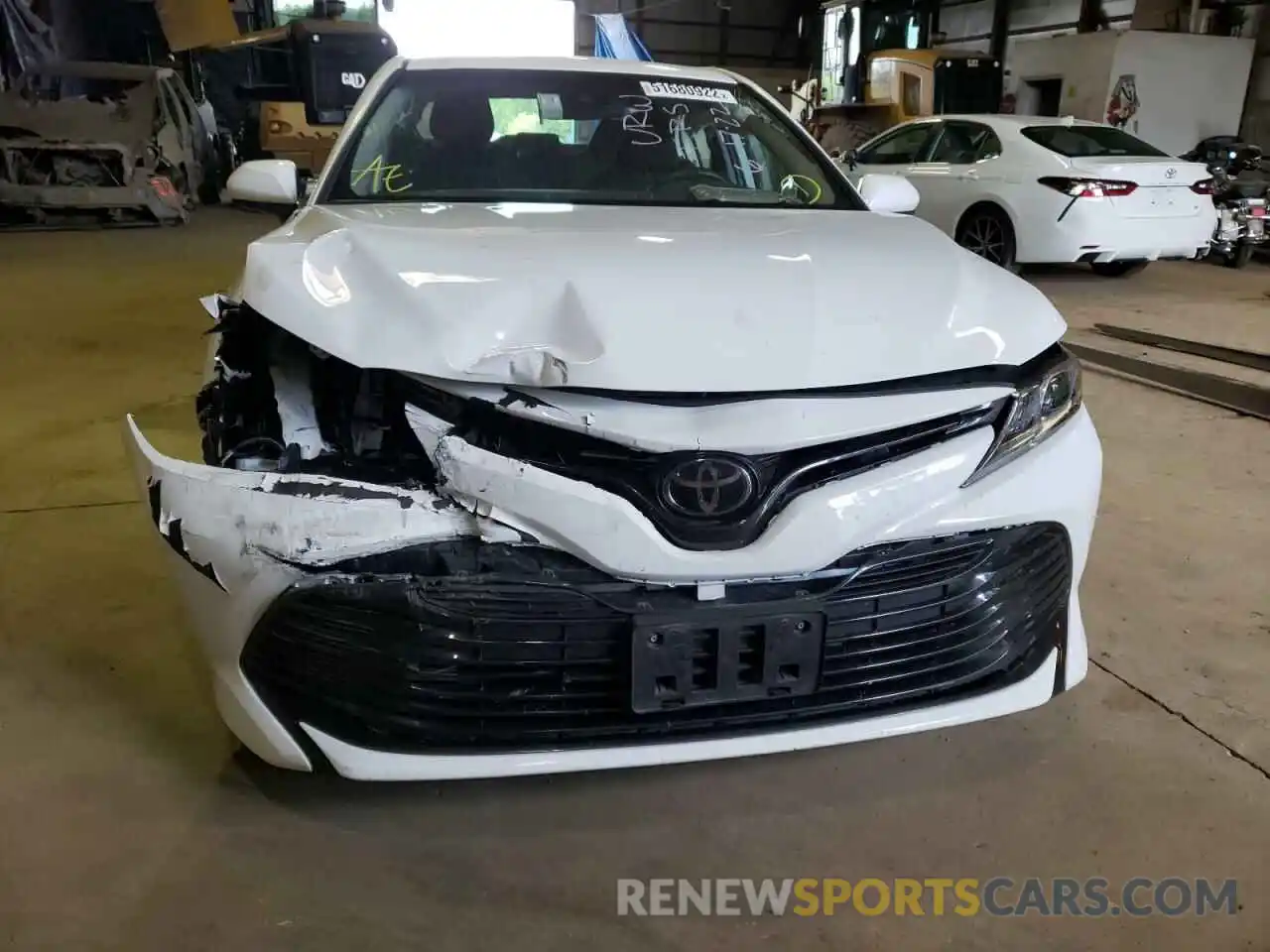 9 Photograph of a damaged car 4T1C11AK1LU941143 TOYOTA CAMRY 2020