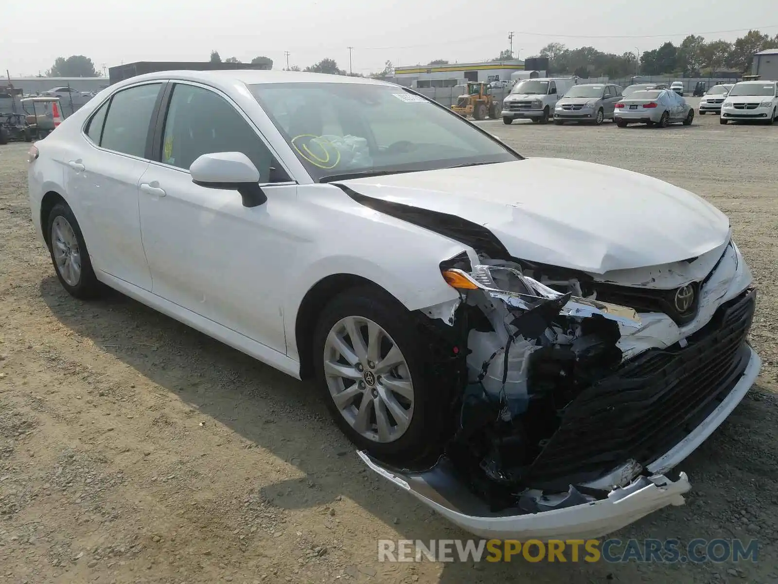 1 Photograph of a damaged car 4T1C11AK1LU957519 TOYOTA CAMRY 2020