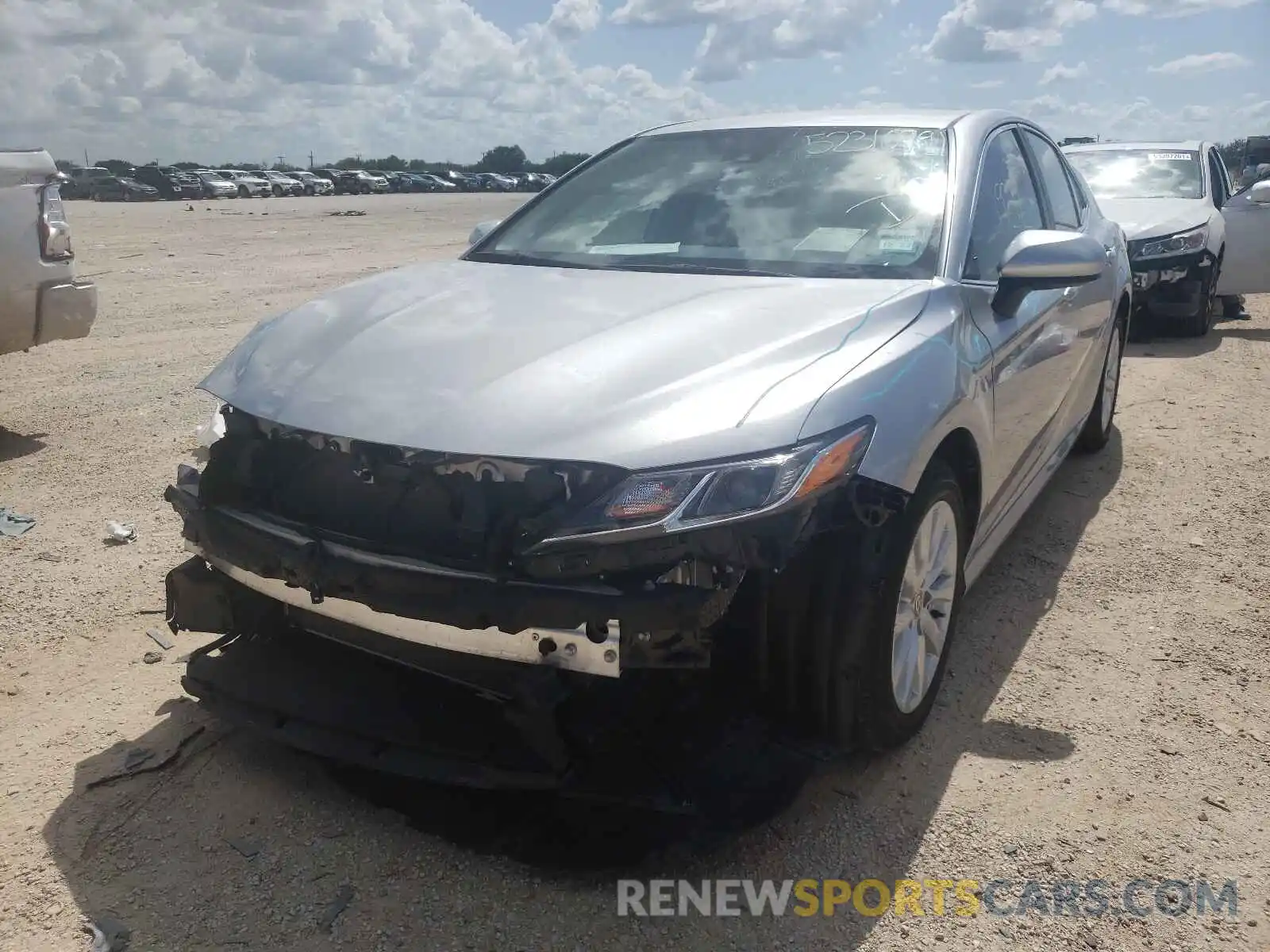 2 Photograph of a damaged car 4T1C11AK1LU962977 TOYOTA CAMRY 2020