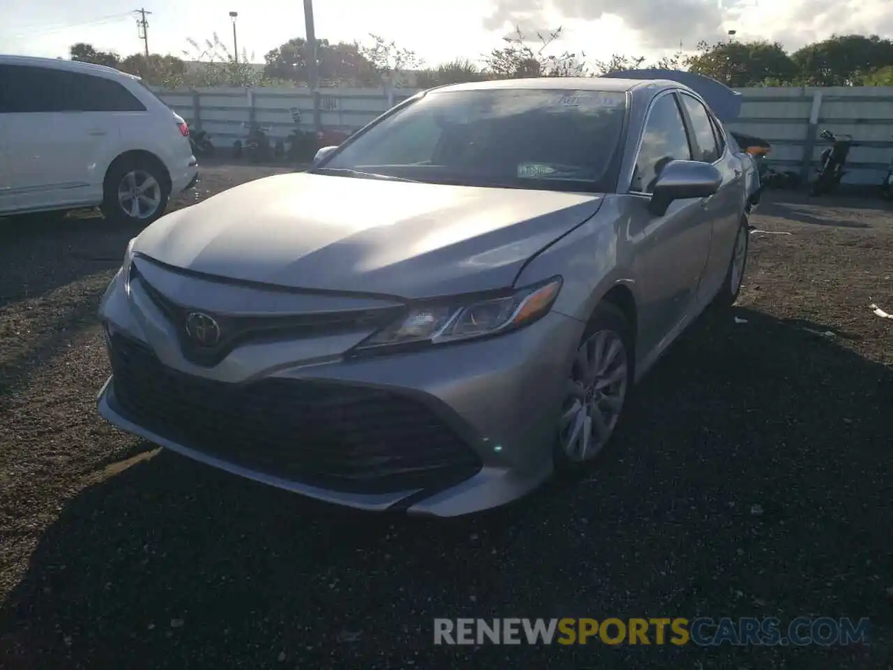 2 Photograph of a damaged car 4T1C11AK1LU969458 TOYOTA CAMRY 2020