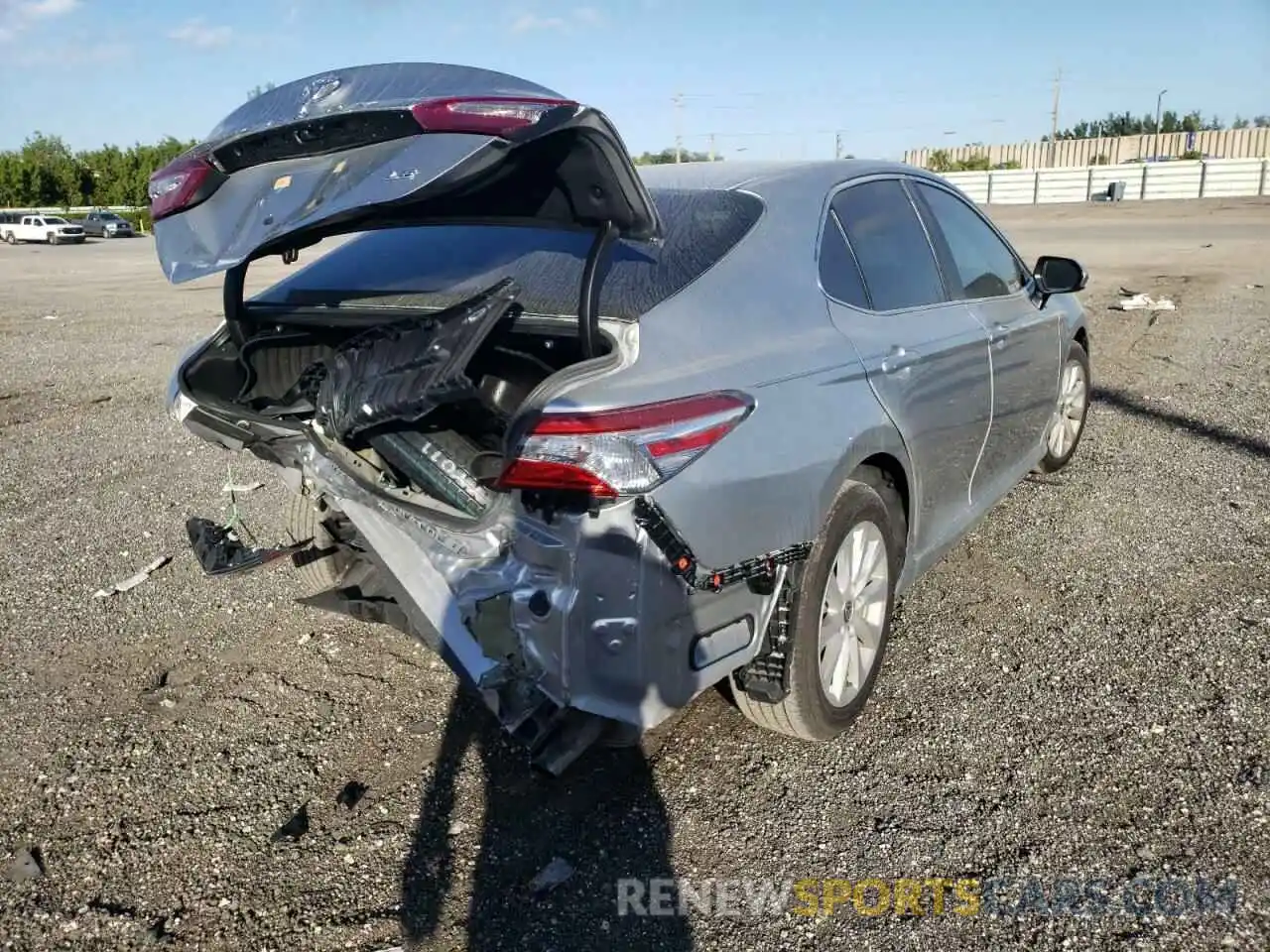 4 Photograph of a damaged car 4T1C11AK1LU969458 TOYOTA CAMRY 2020