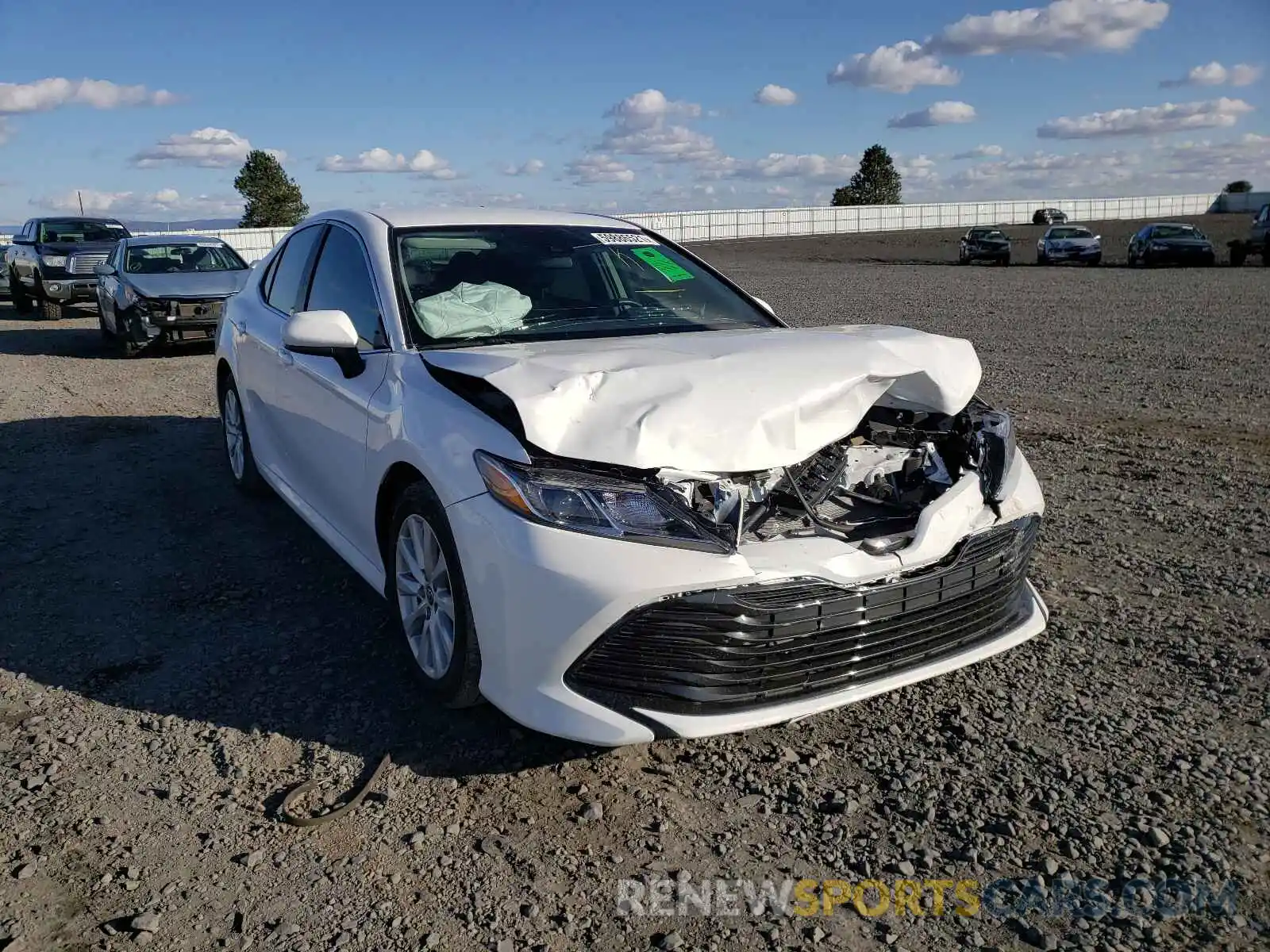 1 Photograph of a damaged car 4T1C11AK1LU979990 TOYOTA CAMRY 2020