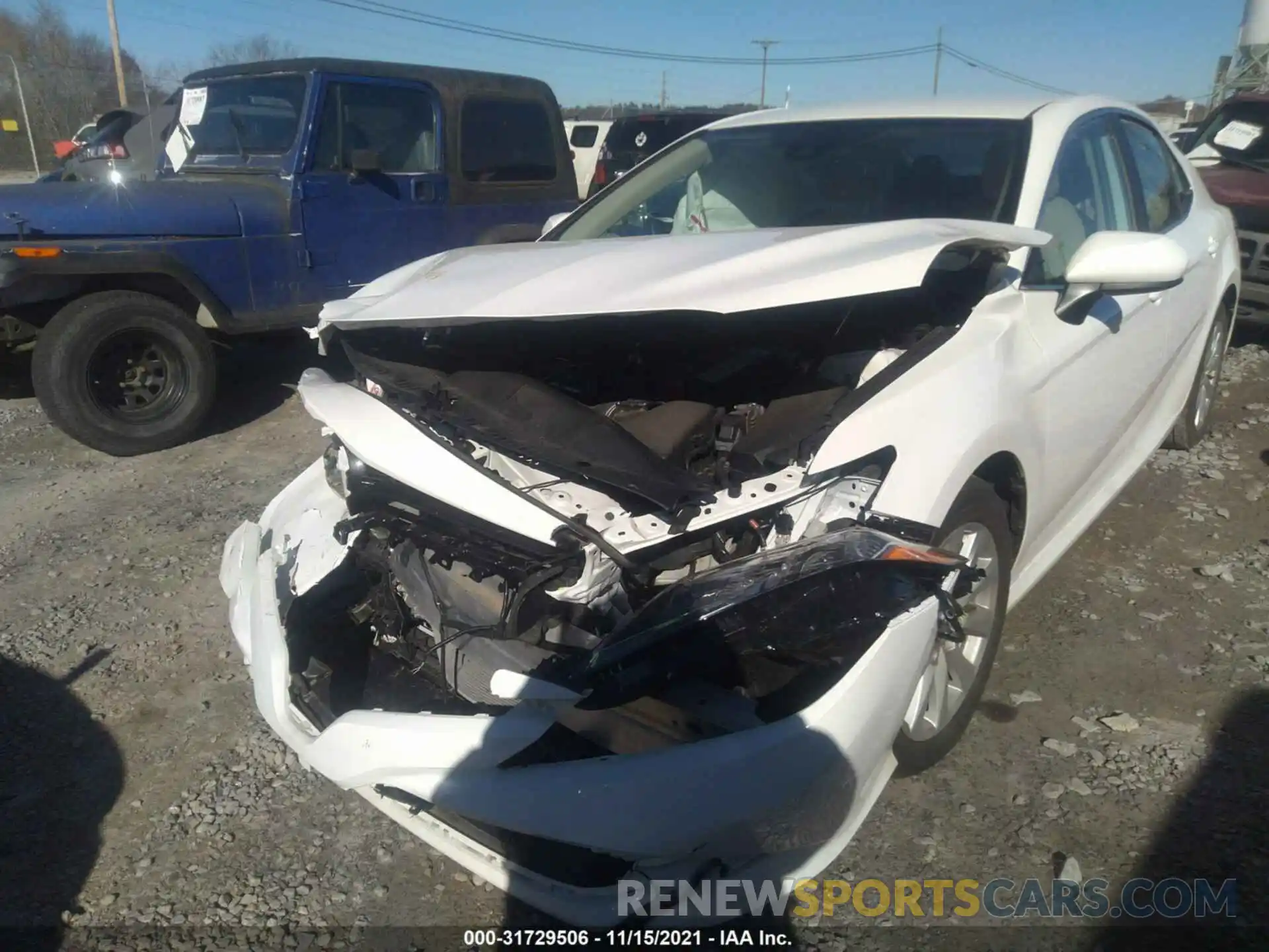 6 Photograph of a damaged car 4T1C11AK1LU980282 TOYOTA CAMRY 2020