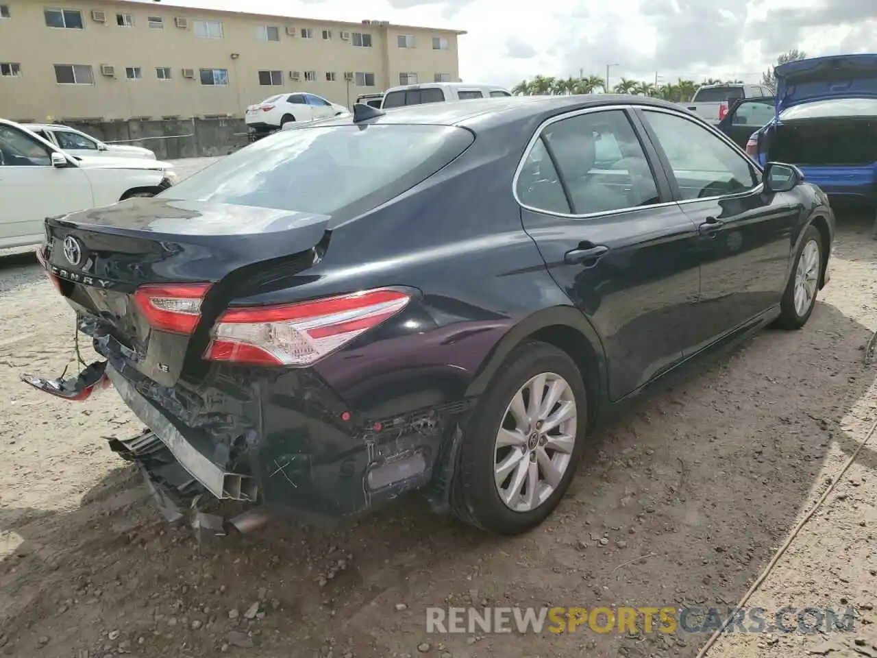 3 Photograph of a damaged car 4T1C11AK1LU983232 TOYOTA CAMRY 2020