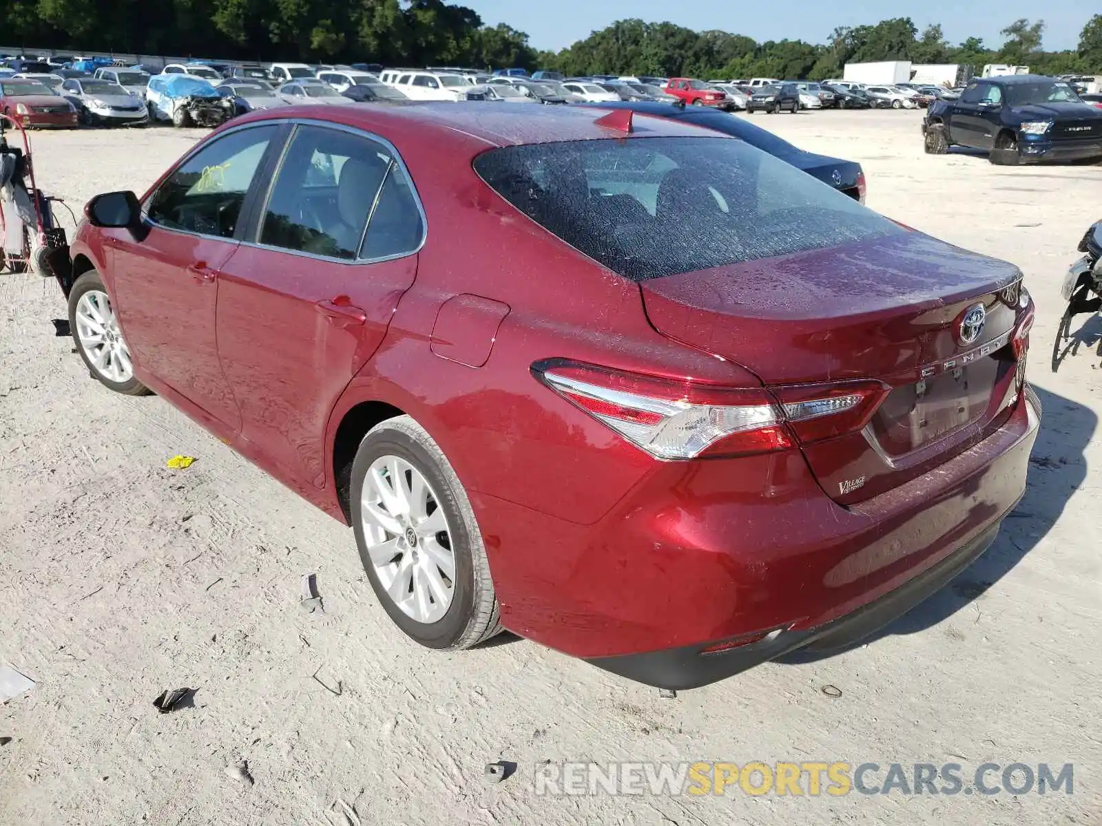 3 Photograph of a damaged car 4T1C11AK1LU984994 TOYOTA CAMRY 2020