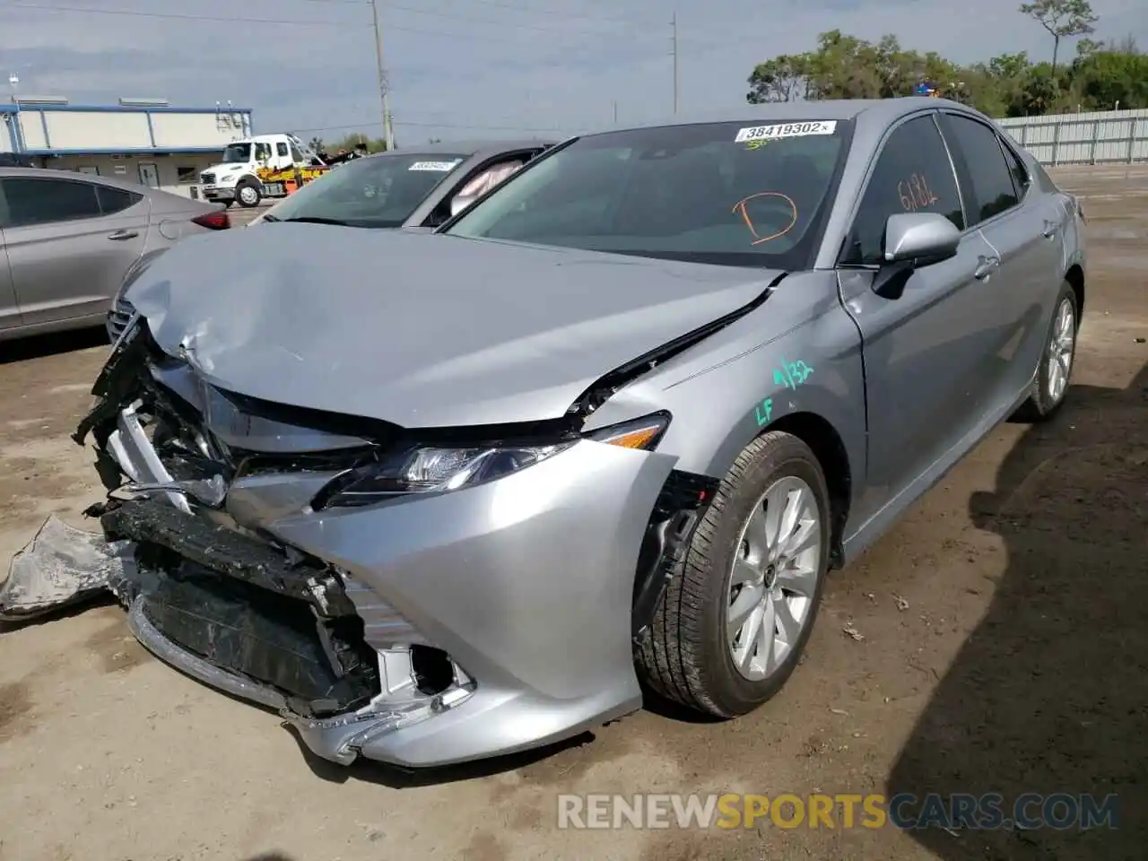 2 Photograph of a damaged car 4T1C11AK1LU991833 TOYOTA CAMRY 2020