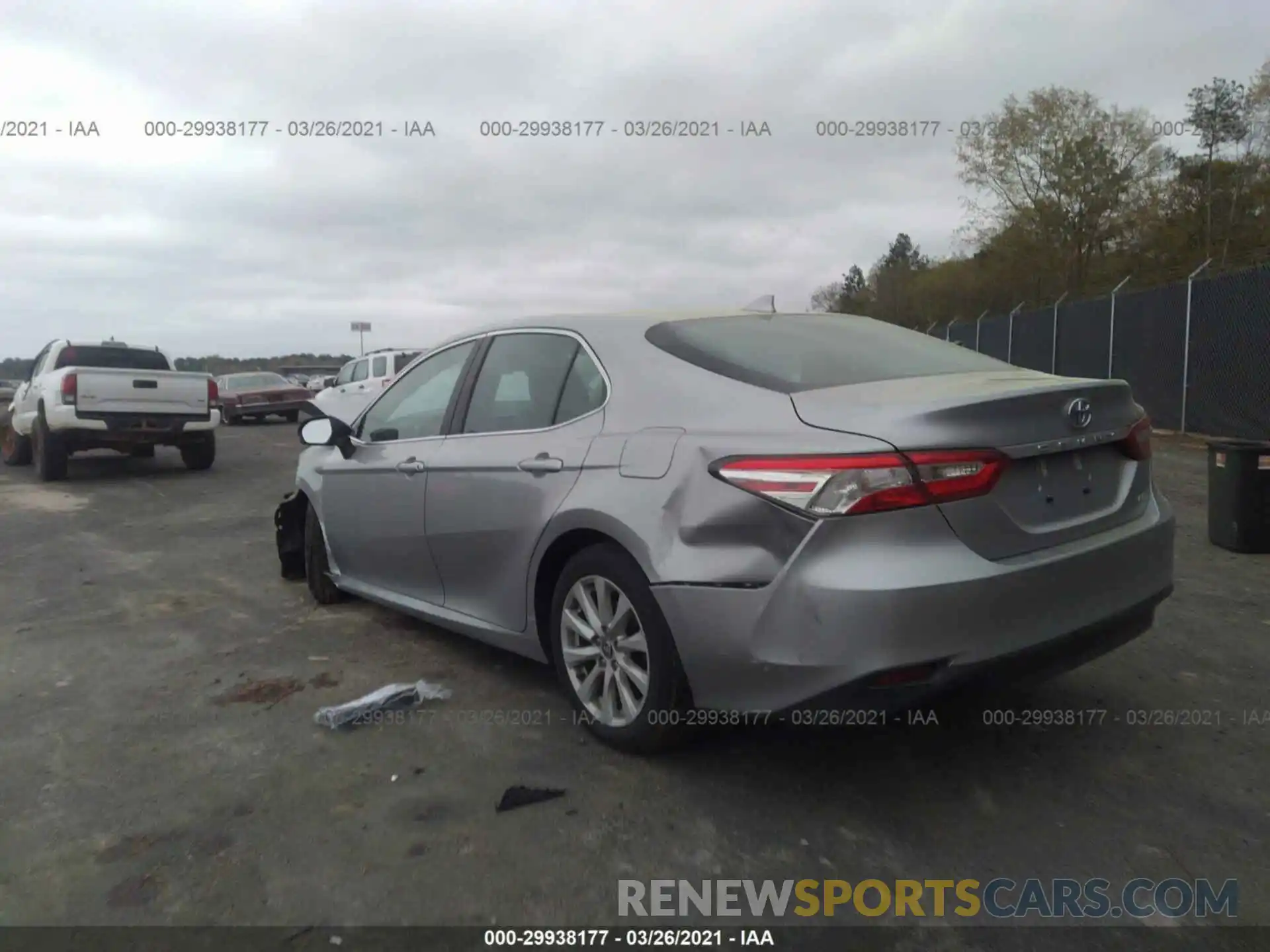 3 Photograph of a damaged car 4T1C11AK1LU992643 TOYOTA CAMRY 2020