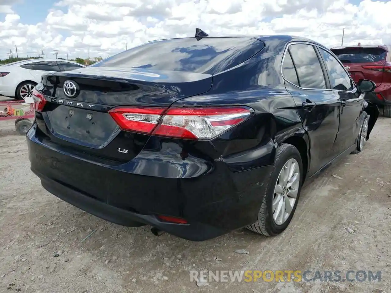 4 Photograph of a damaged car 4T1C11AK1LU997731 TOYOTA CAMRY 2020