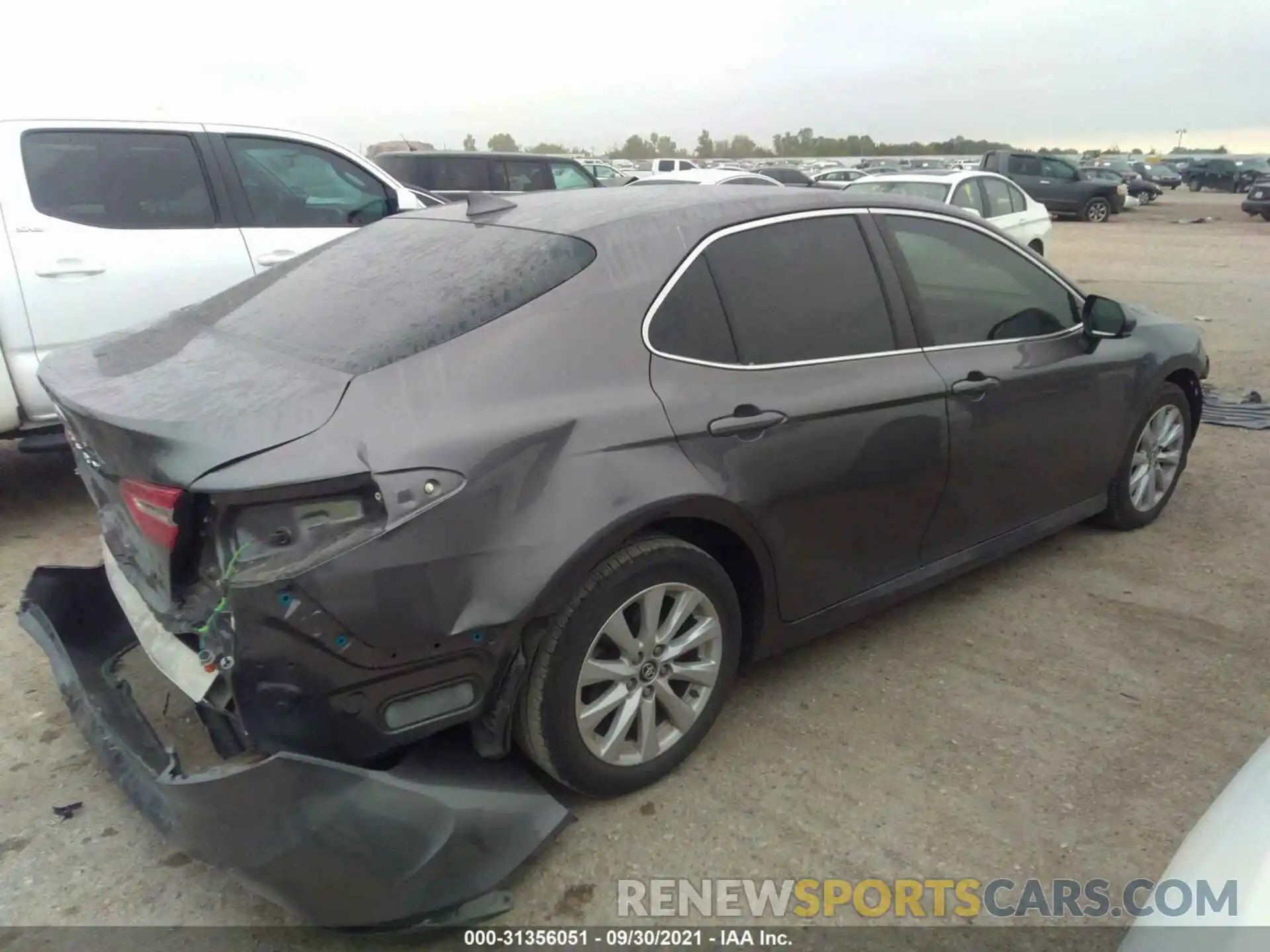 4 Photograph of a damaged car 4T1C11AK2LU300597 TOYOTA CAMRY 2020