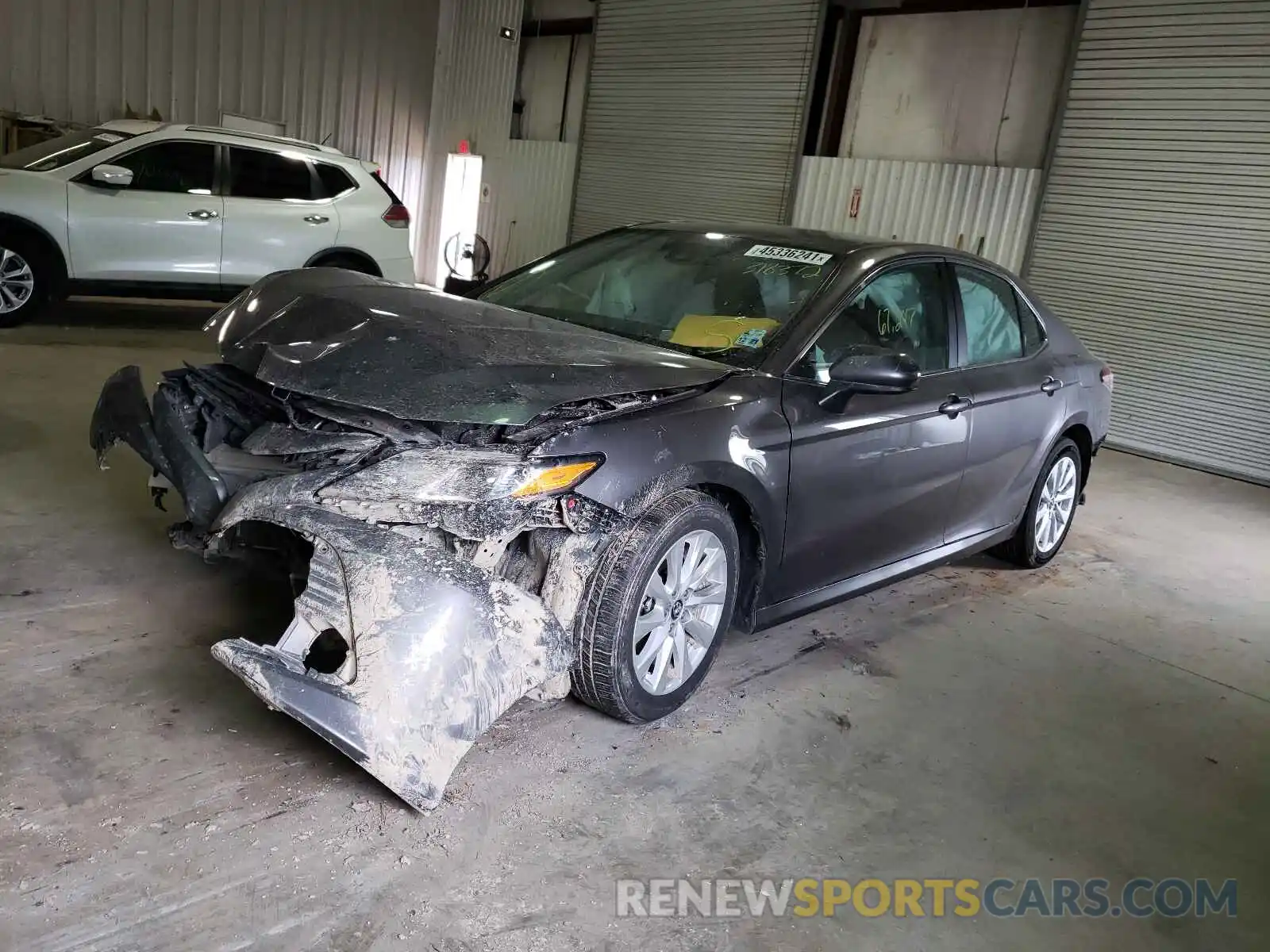 2 Photograph of a damaged car 4T1C11AK2LU318372 TOYOTA CAMRY 2020