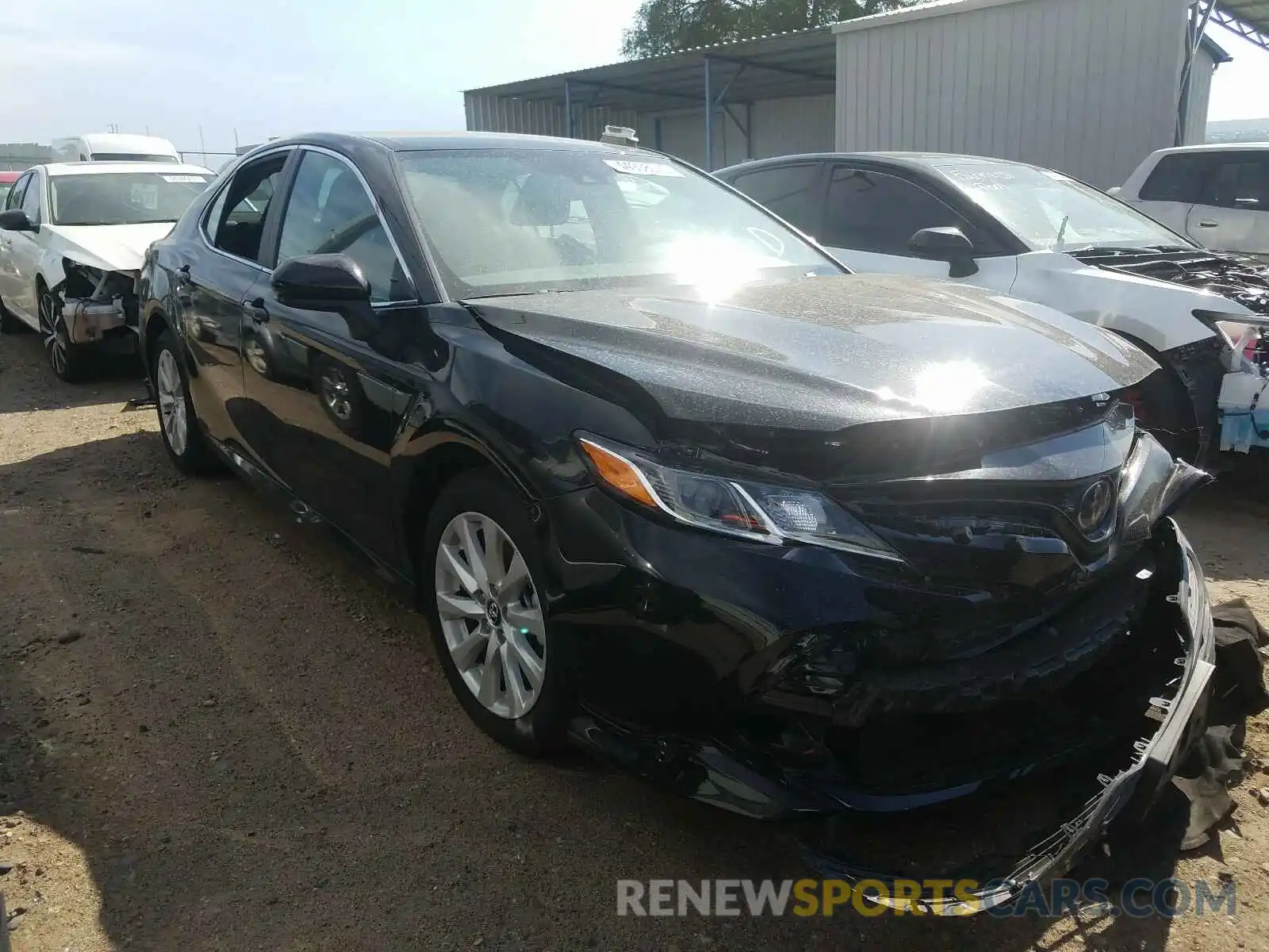 1 Photograph of a damaged car 4T1C11AK2LU330408 TOYOTA CAMRY 2020