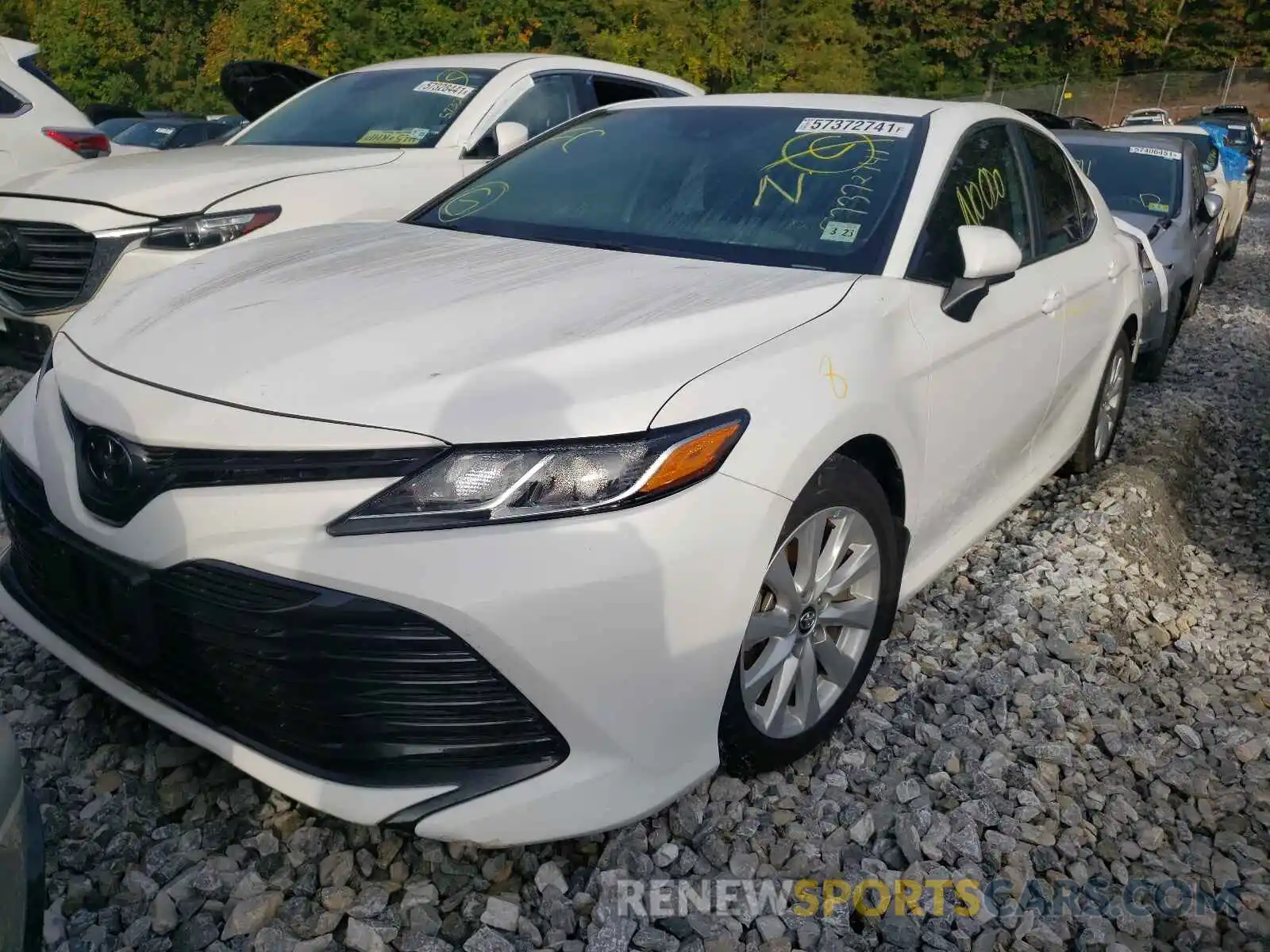 2 Photograph of a damaged car 4T1C11AK2LU335298 TOYOTA CAMRY 2020