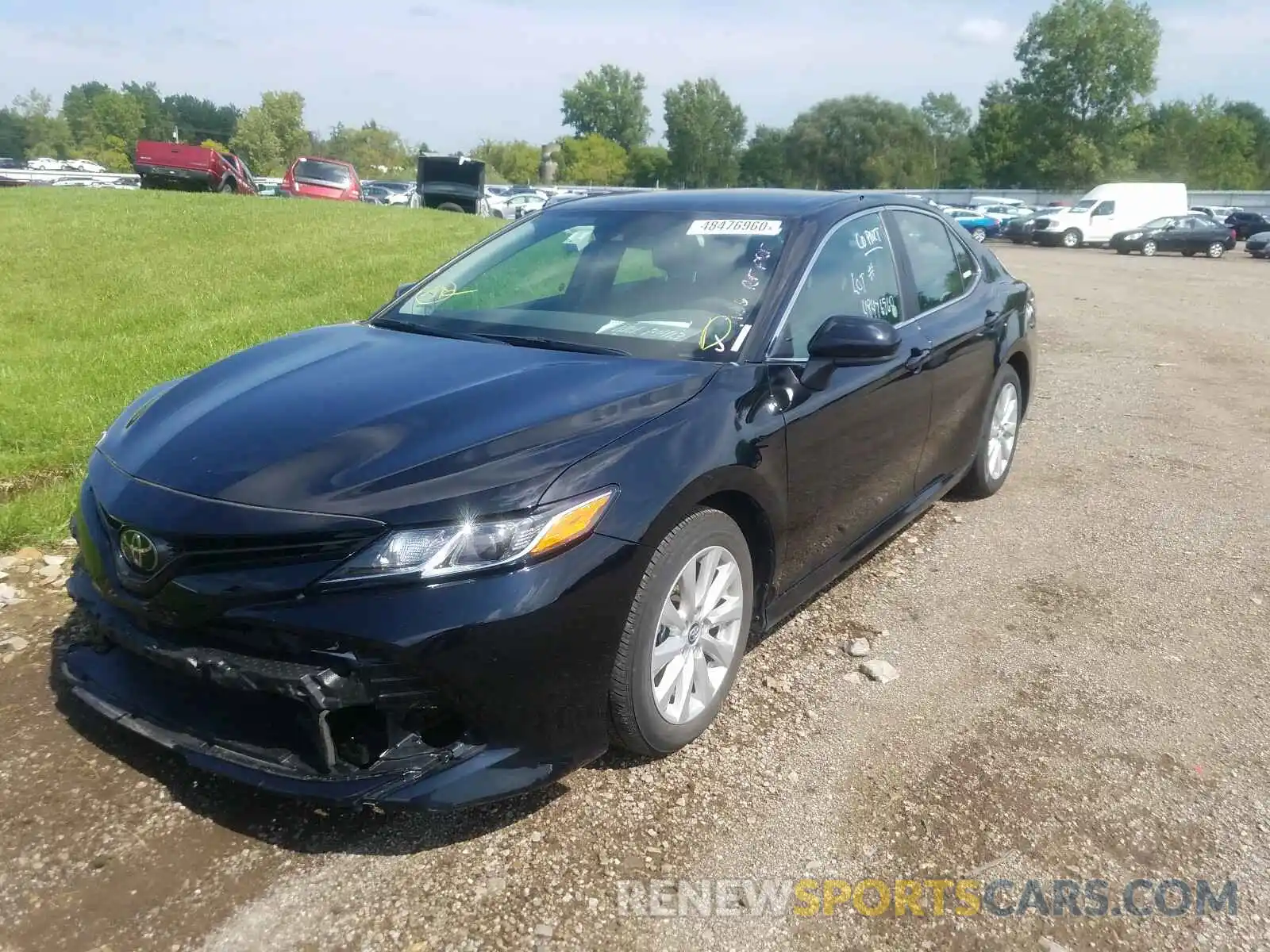 2 Photograph of a damaged car 4T1C11AK2LU336161 TOYOTA CAMRY 2020