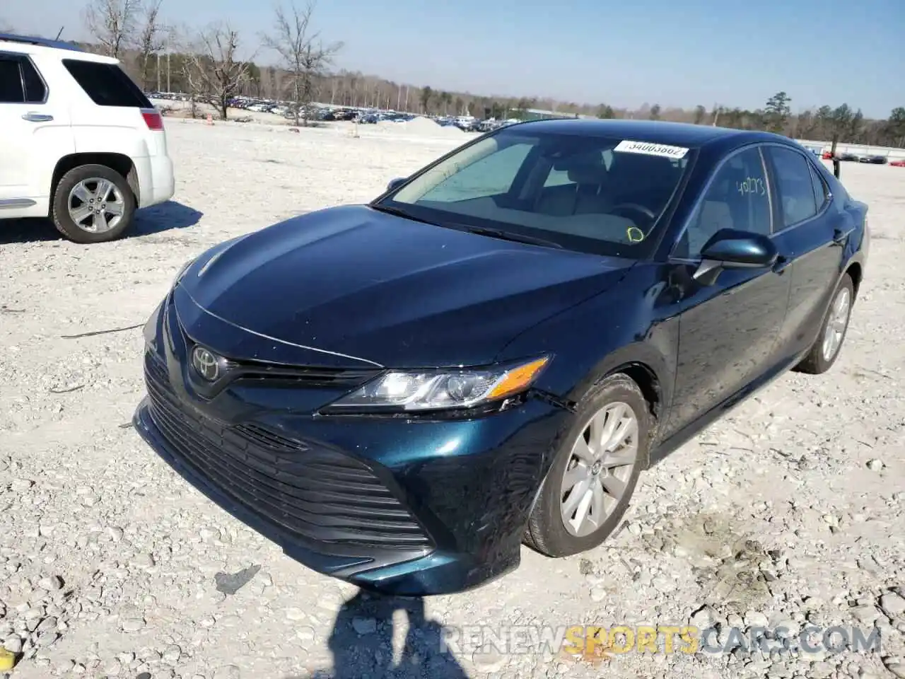 2 Photograph of a damaged car 4T1C11AK2LU340825 TOYOTA CAMRY 2020