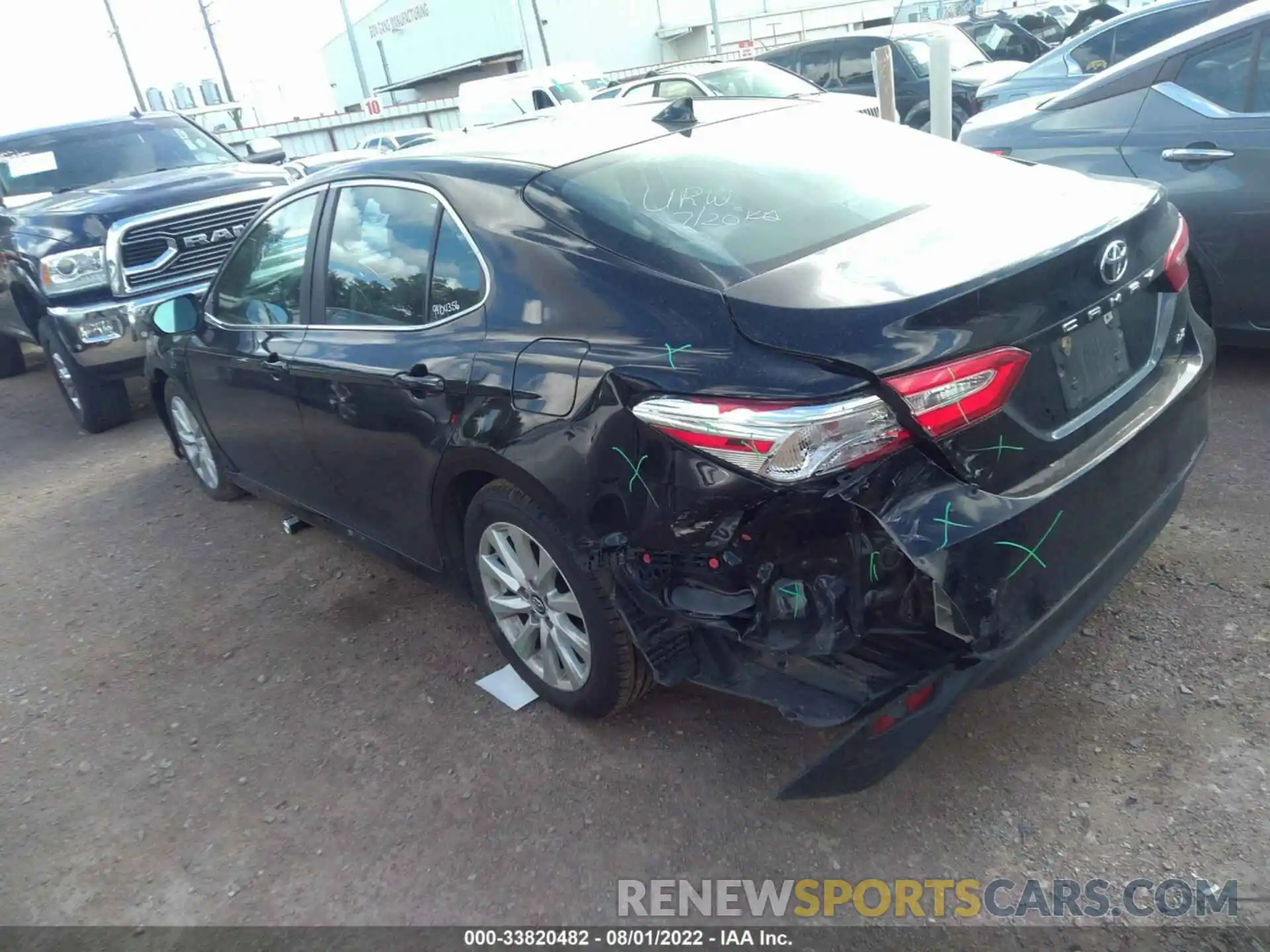 3 Photograph of a damaged car 4T1C11AK2LU342431 TOYOTA CAMRY 2020