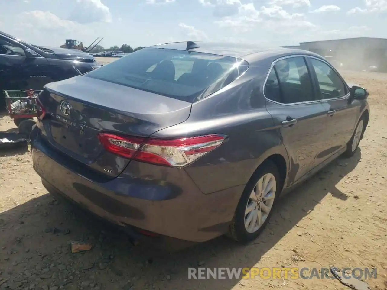 4 Photograph of a damaged car 4T1C11AK2LU342607 TOYOTA CAMRY 2020