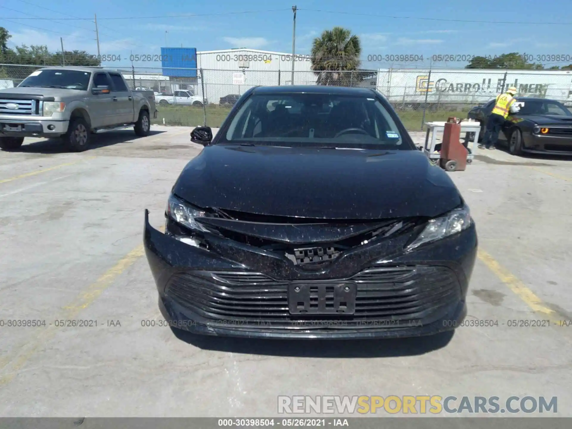 6 Photograph of a damaged car 4T1C11AK2LU347953 TOYOTA CAMRY 2020