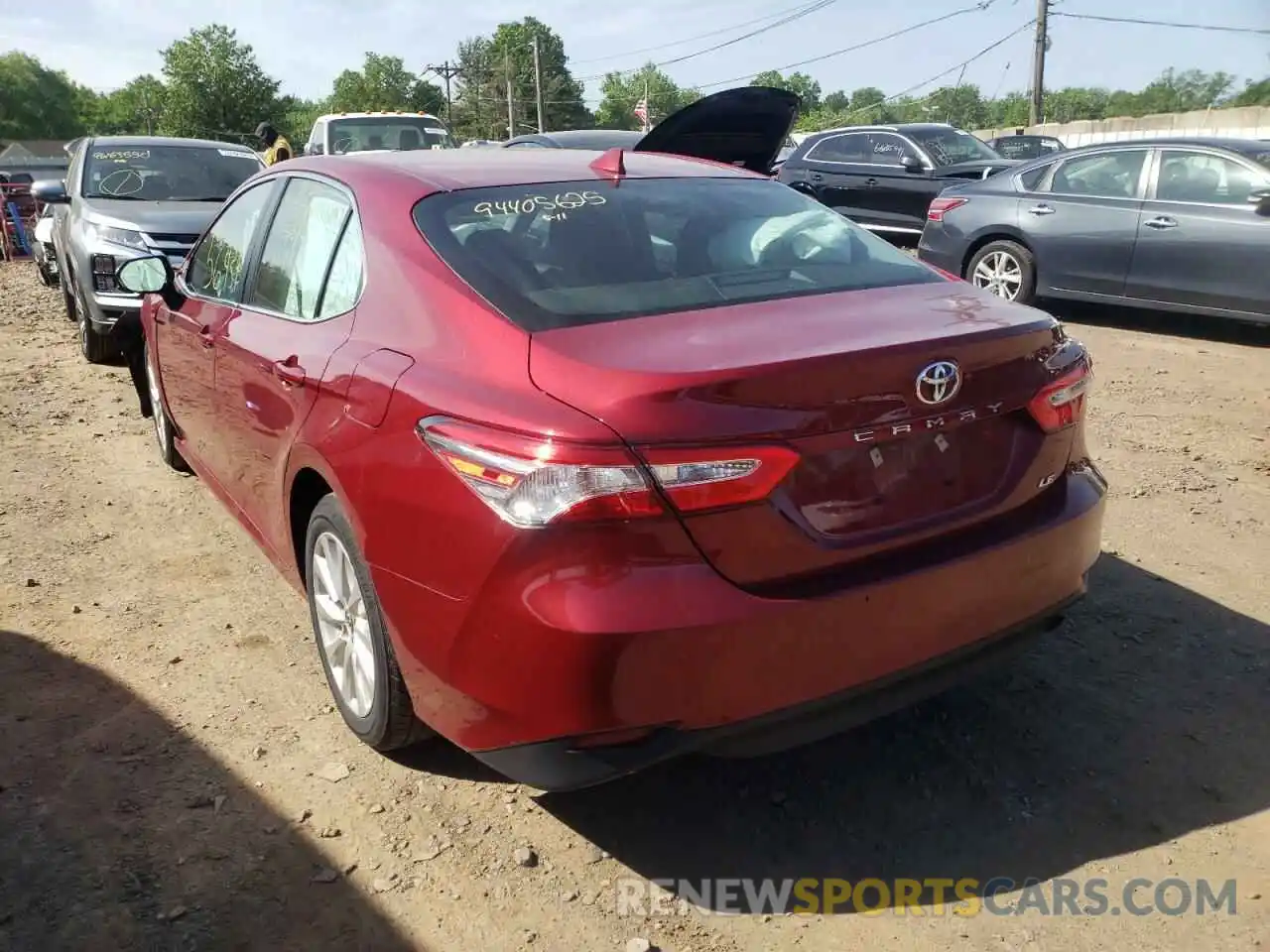 3 Photograph of a damaged car 4T1C11AK2LU351145 TOYOTA CAMRY 2020