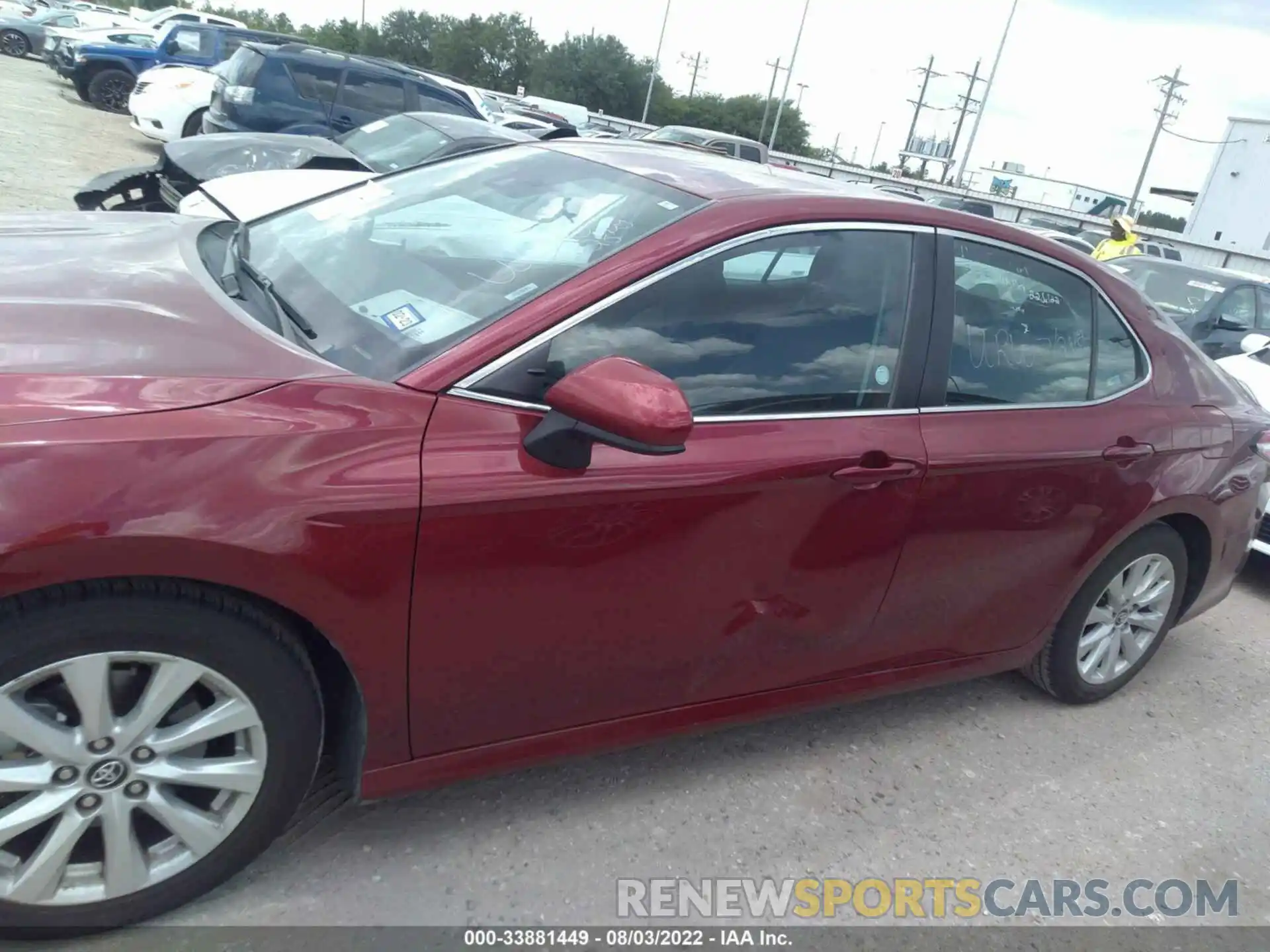 6 Photograph of a damaged car 4T1C11AK2LU355194 TOYOTA CAMRY 2020