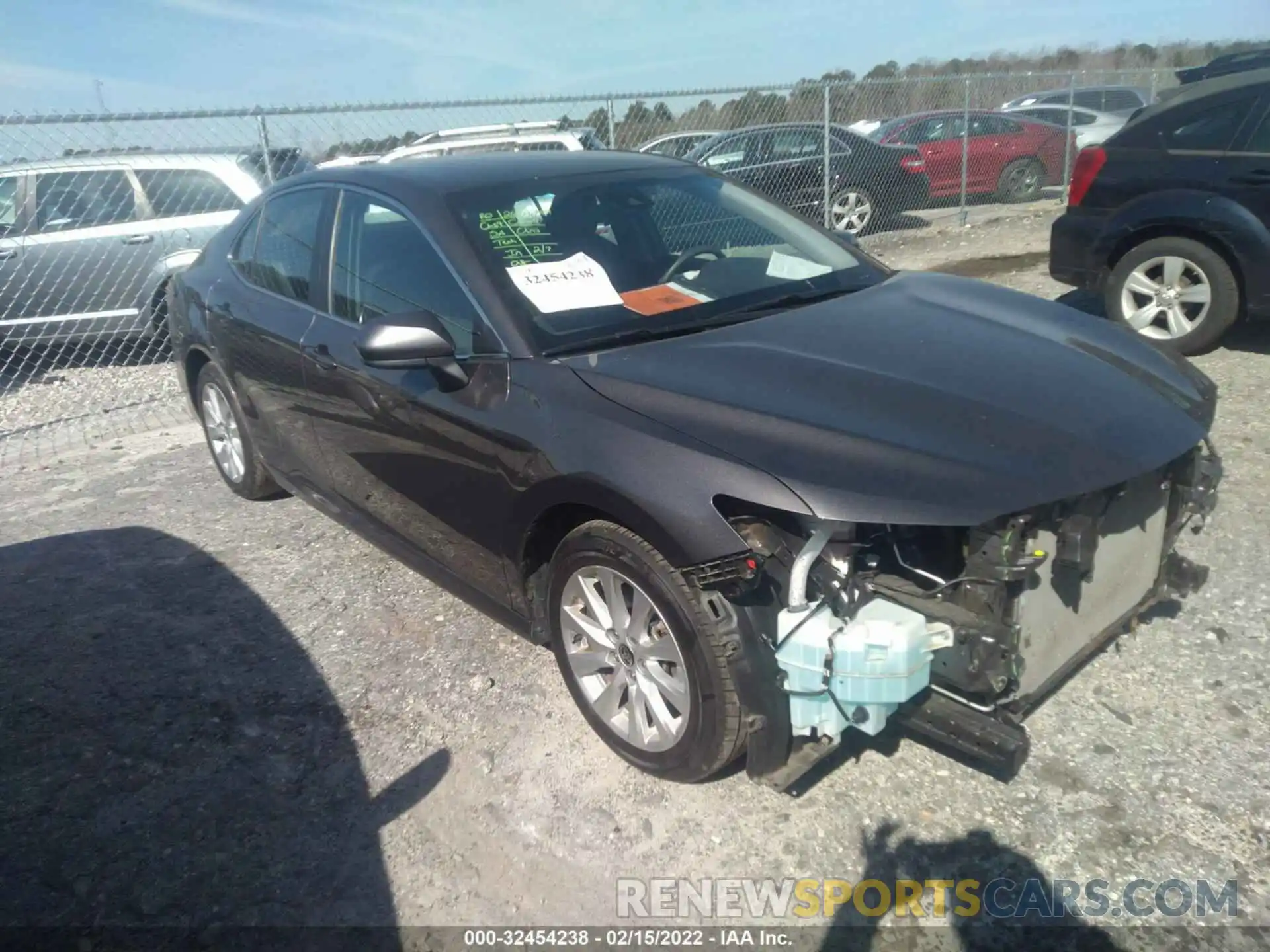 1 Photograph of a damaged car 4T1C11AK2LU357821 TOYOTA CAMRY 2020