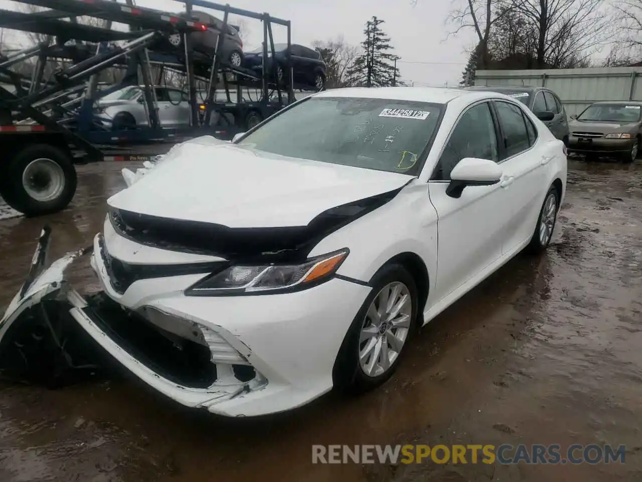 2 Photograph of a damaged car 4T1C11AK2LU359469 TOYOTA CAMRY 2020