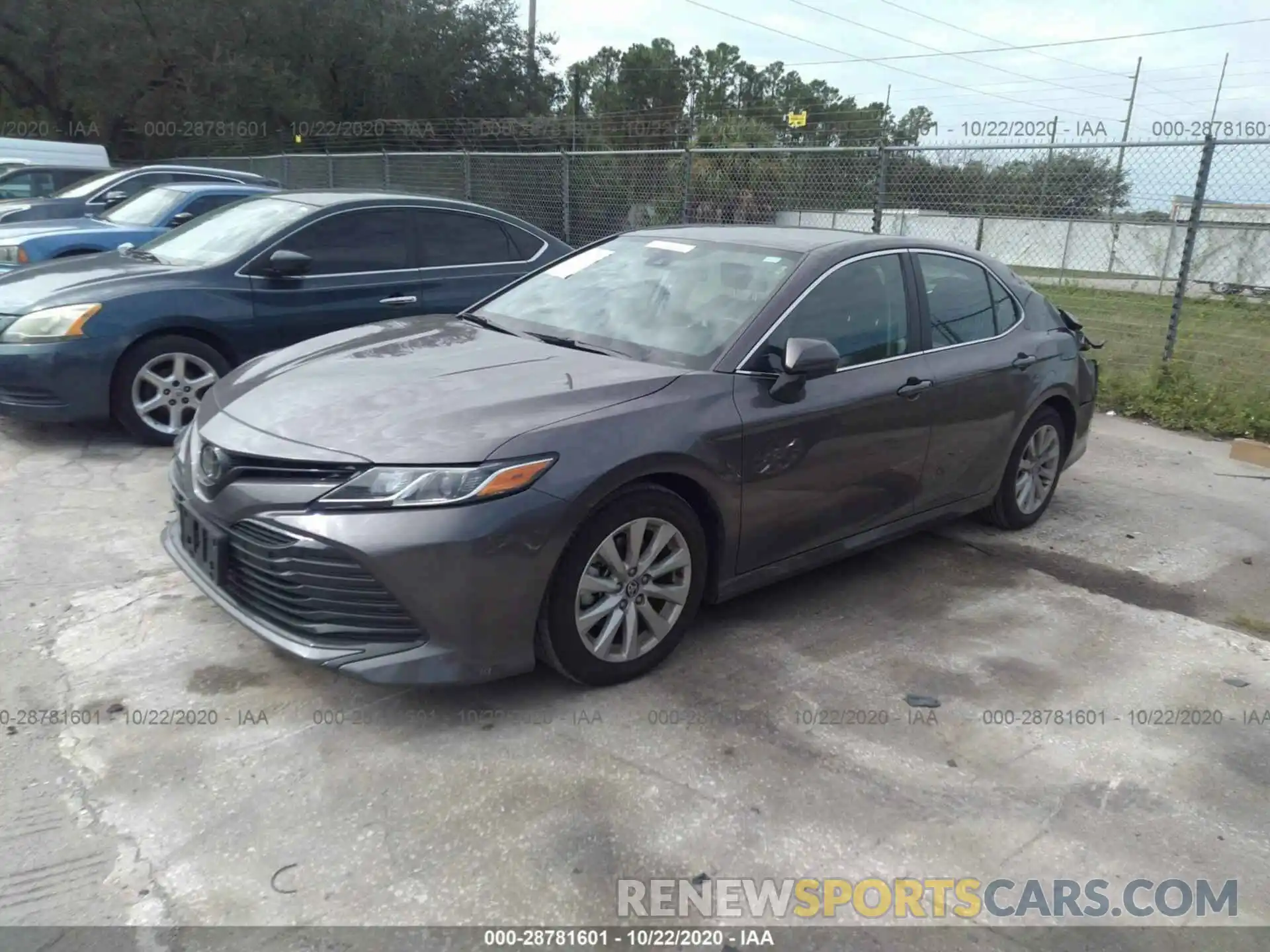 2 Photograph of a damaged car 4T1C11AK2LU360332 TOYOTA CAMRY 2020