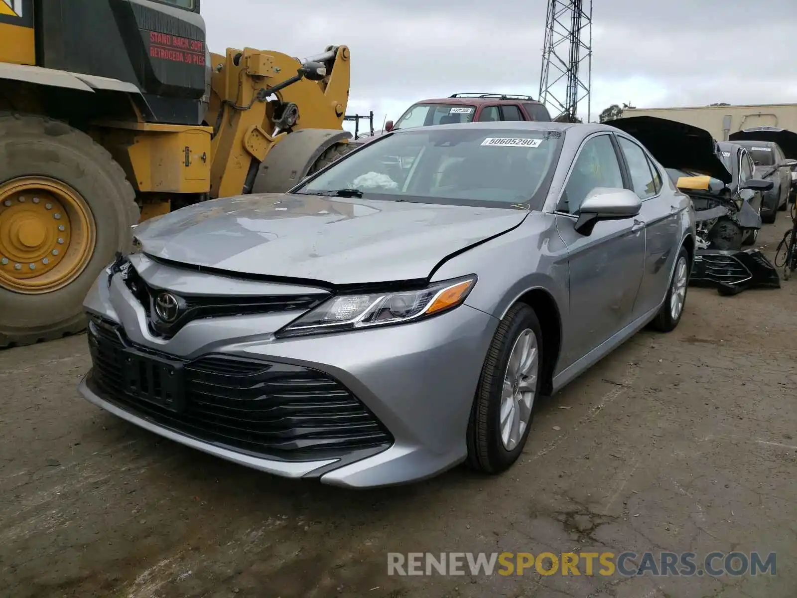 2 Photograph of a damaged car 4T1C11AK2LU360900 TOYOTA CAMRY 2020