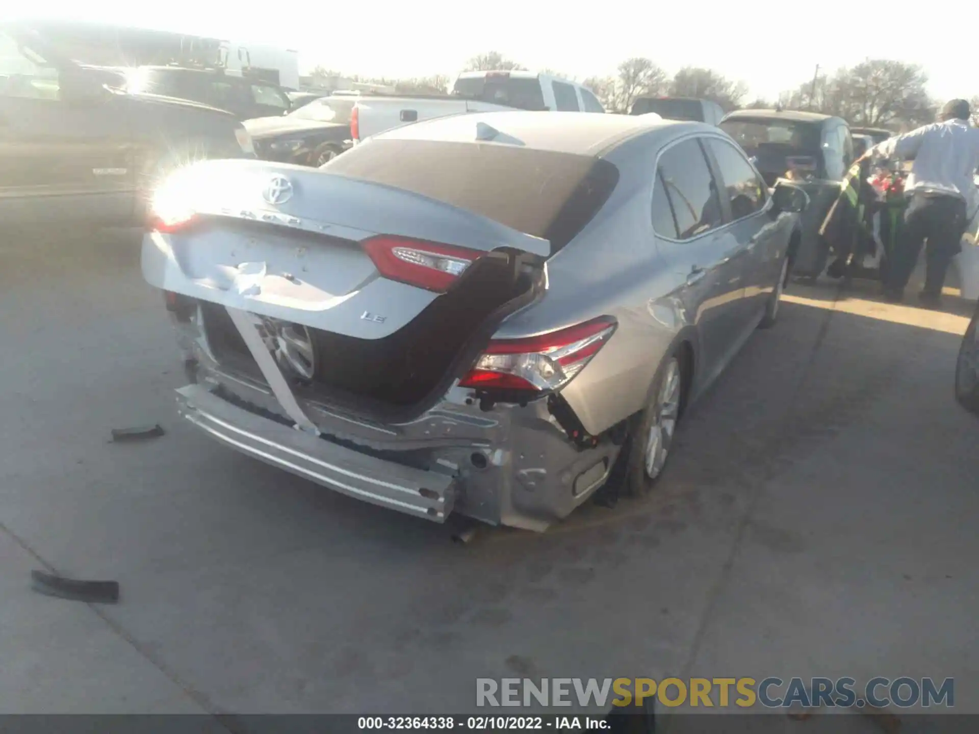 4 Photograph of a damaged car 4T1C11AK2LU363201 TOYOTA CAMRY 2020