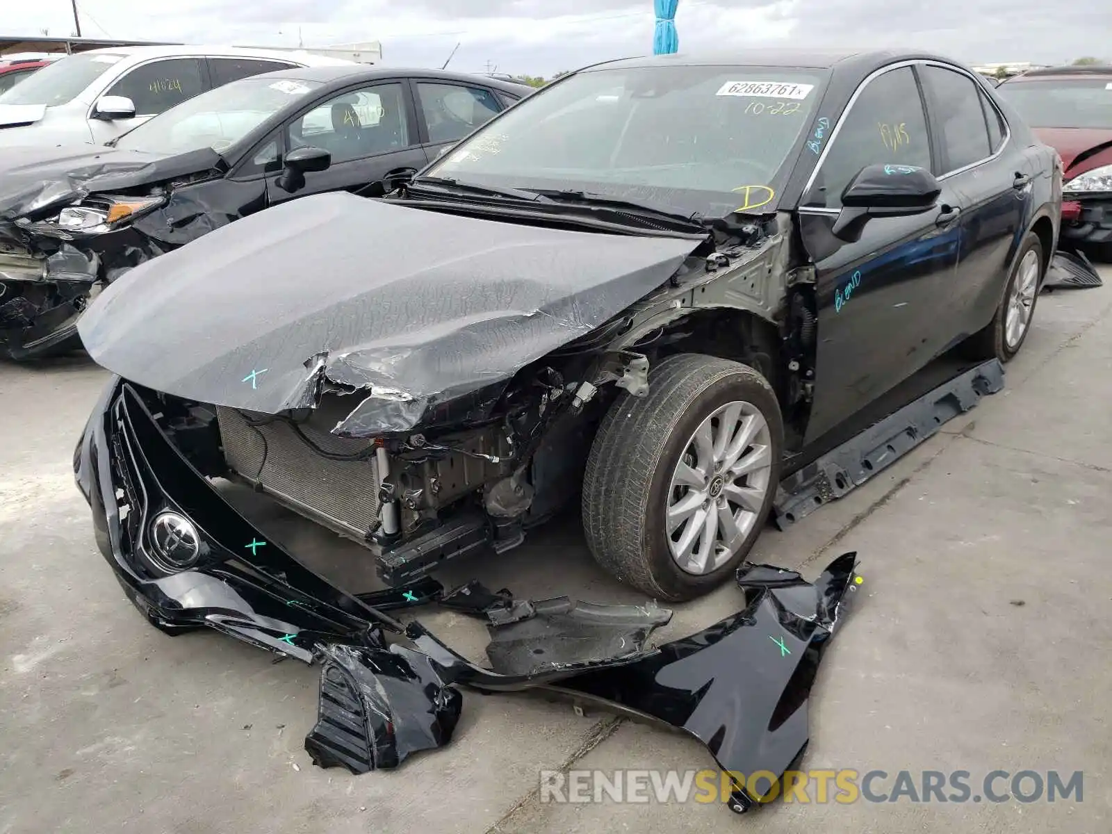 2 Photograph of a damaged car 4T1C11AK2LU363862 TOYOTA CAMRY 2020