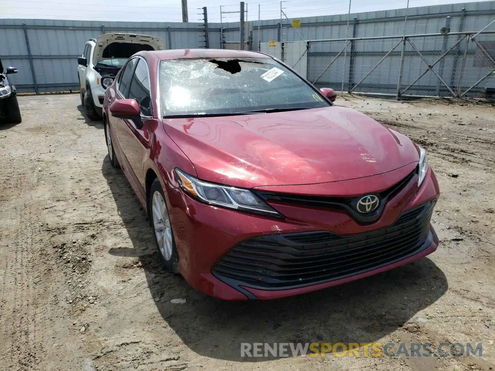 1 Photograph of a damaged car 4T1C11AK2LU364235 TOYOTA CAMRY 2020