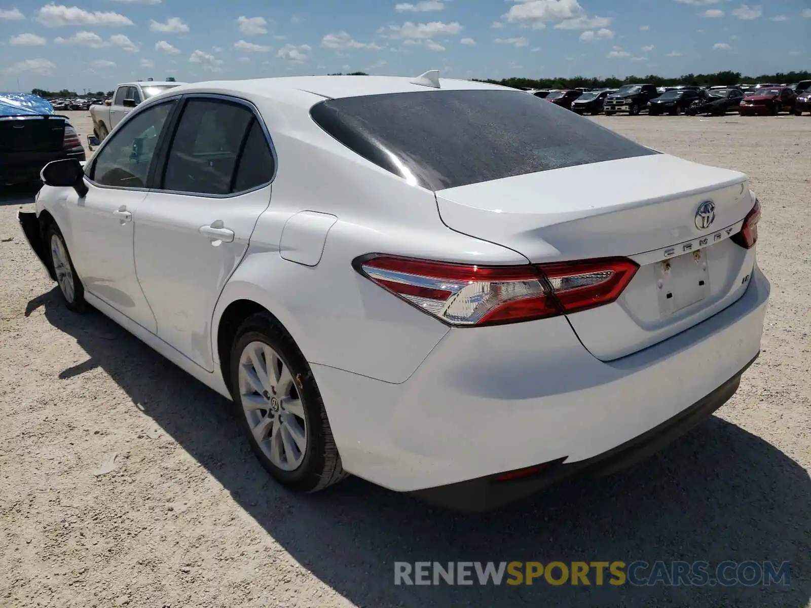 3 Photograph of a damaged car 4T1C11AK2LU395081 TOYOTA CAMRY 2020