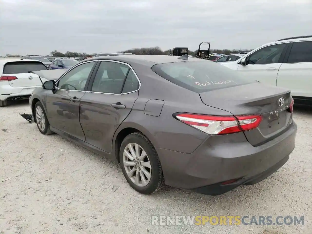 3 Photograph of a damaged car 4T1C11AK2LU397509 TOYOTA CAMRY 2020