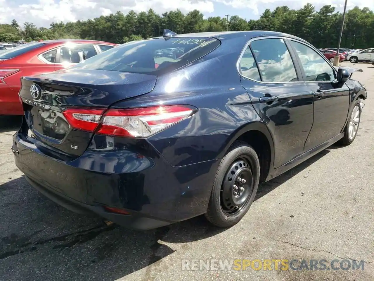 4 Photograph of a damaged car 4T1C11AK2LU500203 TOYOTA CAMRY 2020