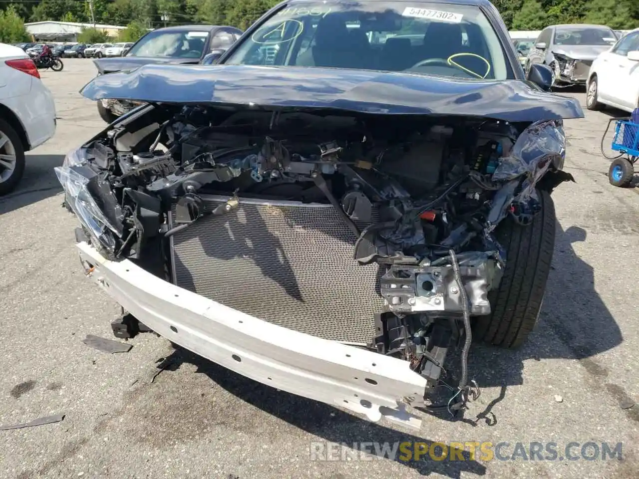 9 Photograph of a damaged car 4T1C11AK2LU500203 TOYOTA CAMRY 2020