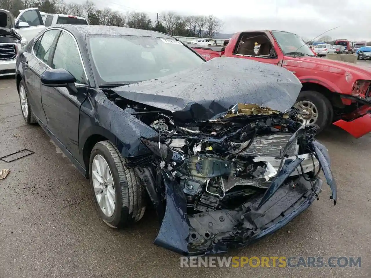 1 Photograph of a damaged car 4T1C11AK2LU500508 TOYOTA CAMRY 2020