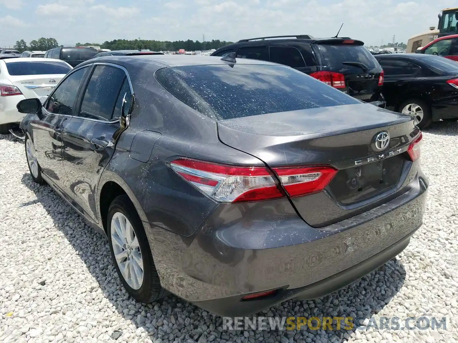 3 Photograph of a damaged car 4T1C11AK2LU865609 TOYOTA CAMRY 2020