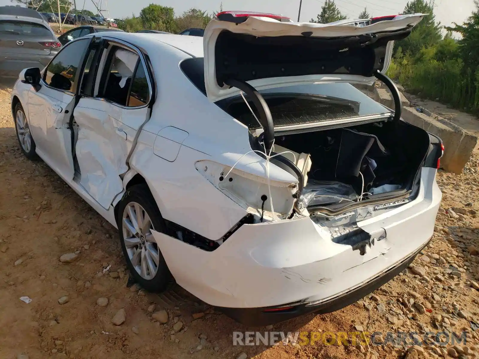 9 Photograph of a damaged car 4T1C11AK2LU868526 TOYOTA CAMRY 2020