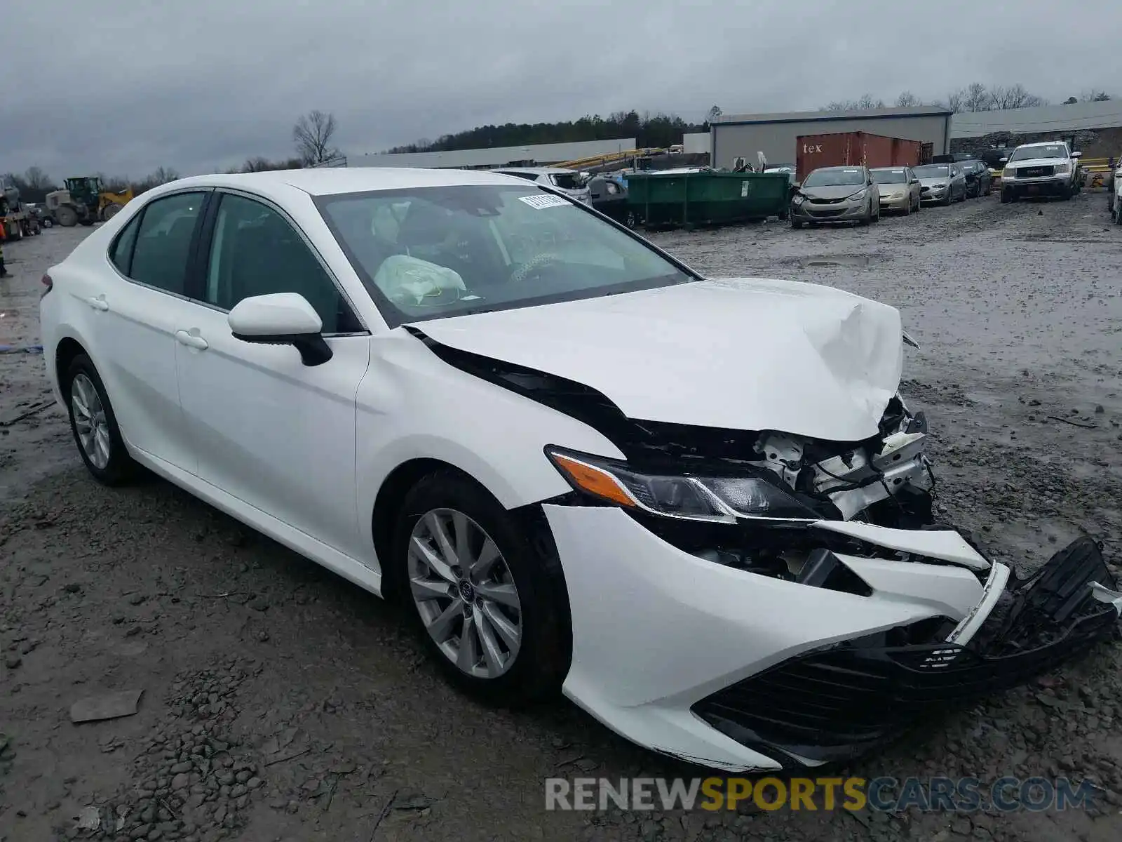 1 Photograph of a damaged car 4T1C11AK2LU871054 TOYOTA CAMRY 2020