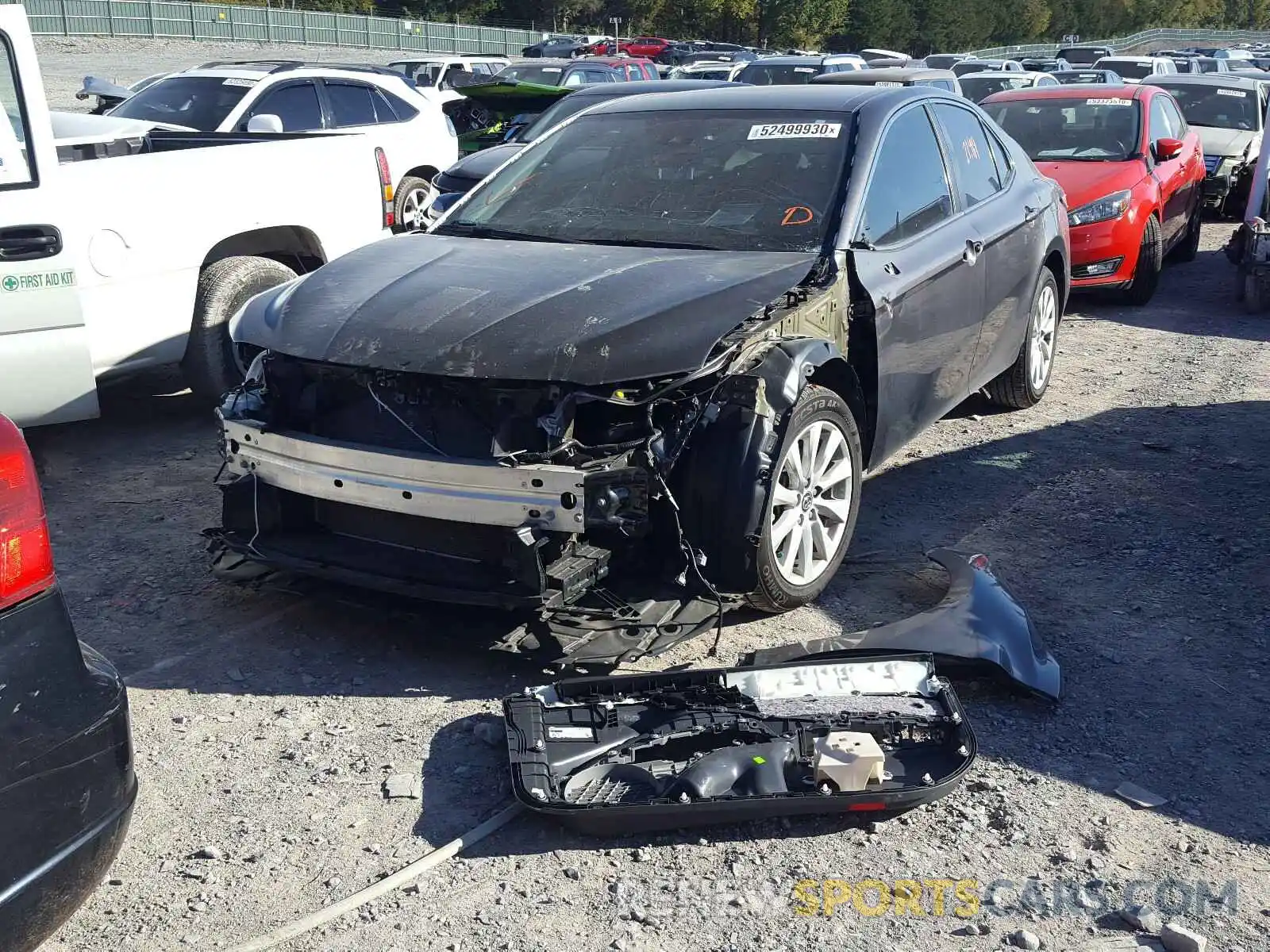 2 Photograph of a damaged car 4T1C11AK2LU871121 TOYOTA CAMRY 2020