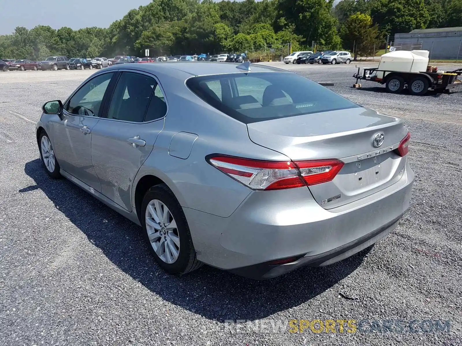 3 Photograph of a damaged car 4T1C11AK2LU873466 TOYOTA CAMRY 2020