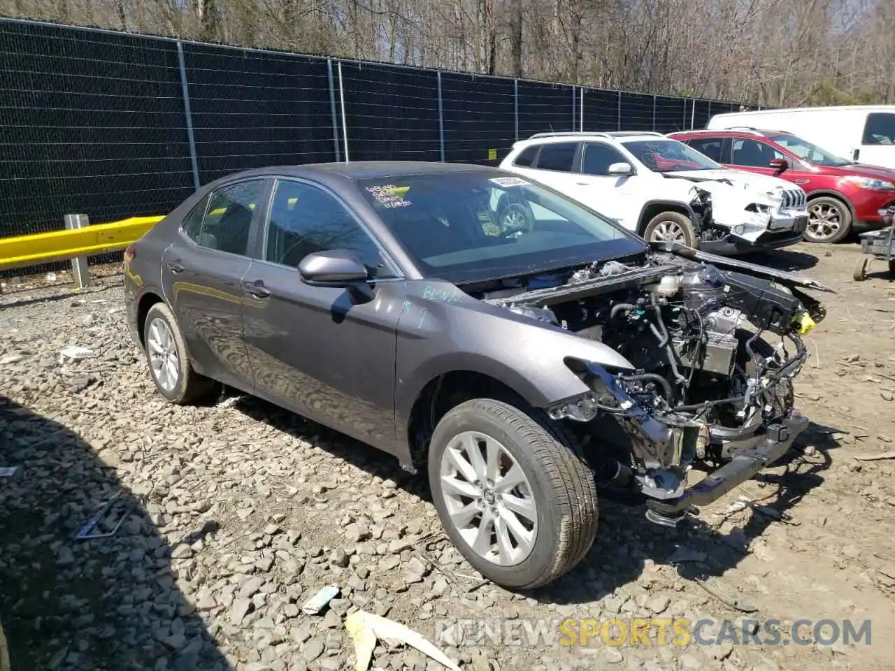 1 Photograph of a damaged car 4T1C11AK2LU873483 TOYOTA CAMRY 2020