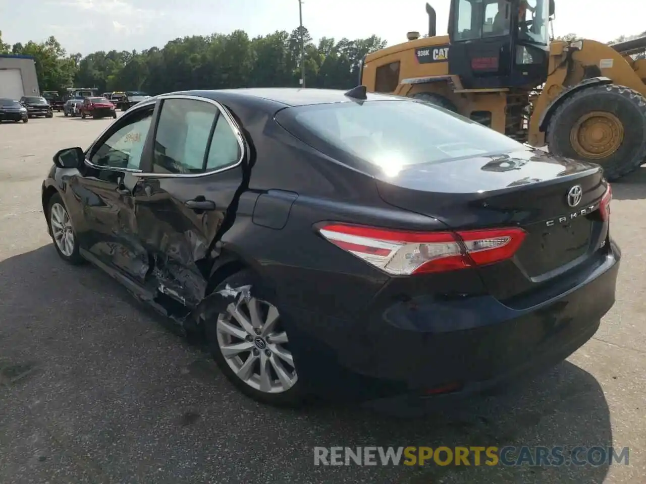 3 Photograph of a damaged car 4T1C11AK2LU873628 TOYOTA CAMRY 2020